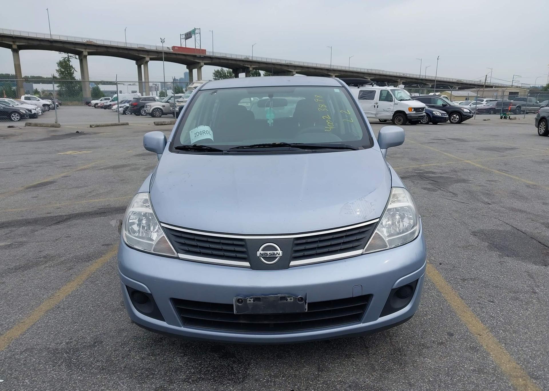 2009 NISSAN VERSA