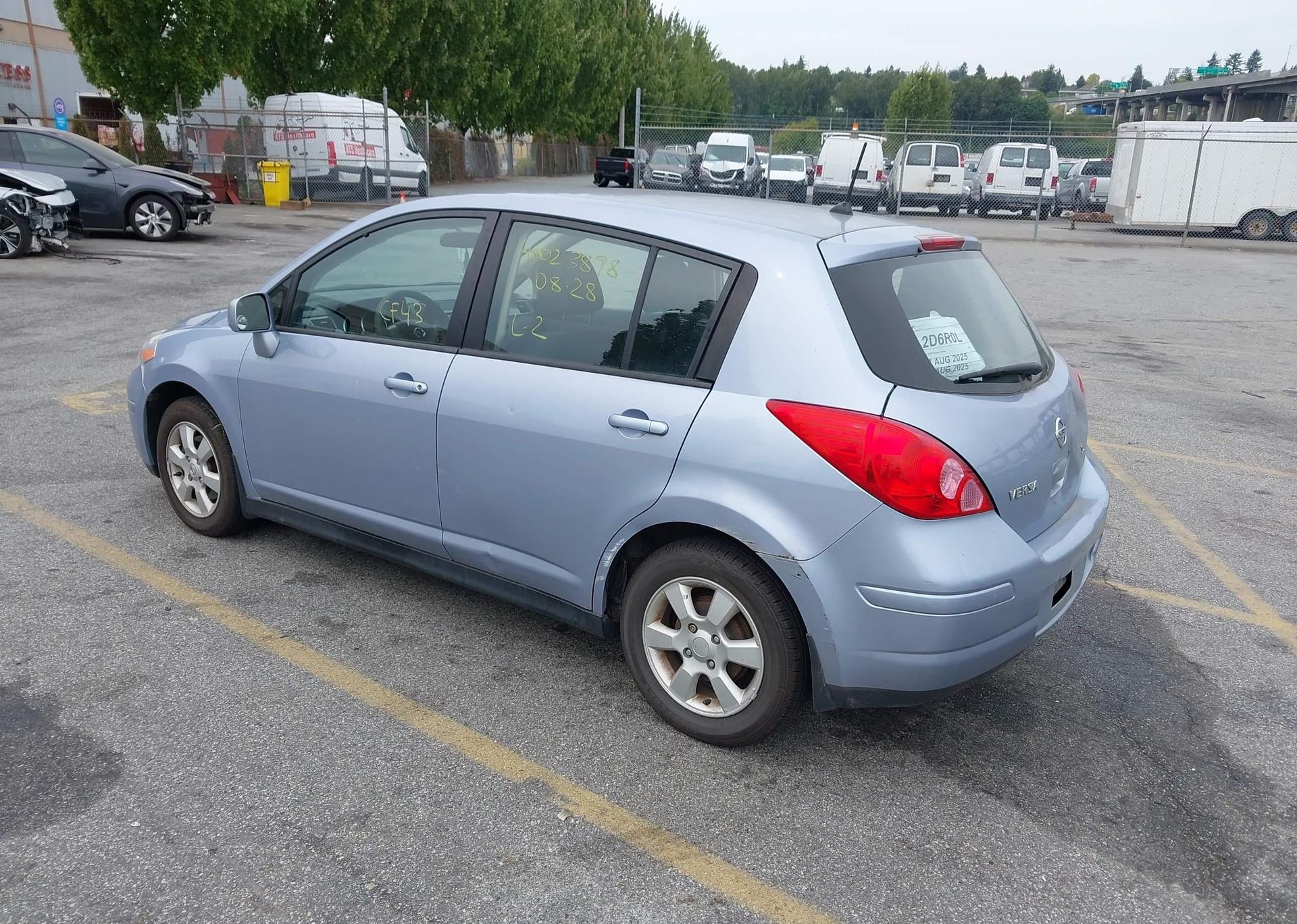2009 NISSAN VERSA