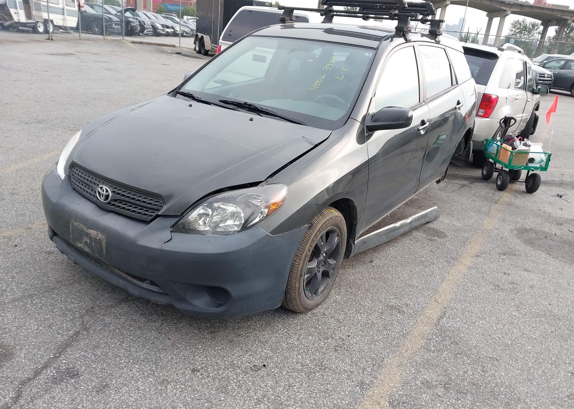 2005 TOYOTA COROLLA MATRIX XR