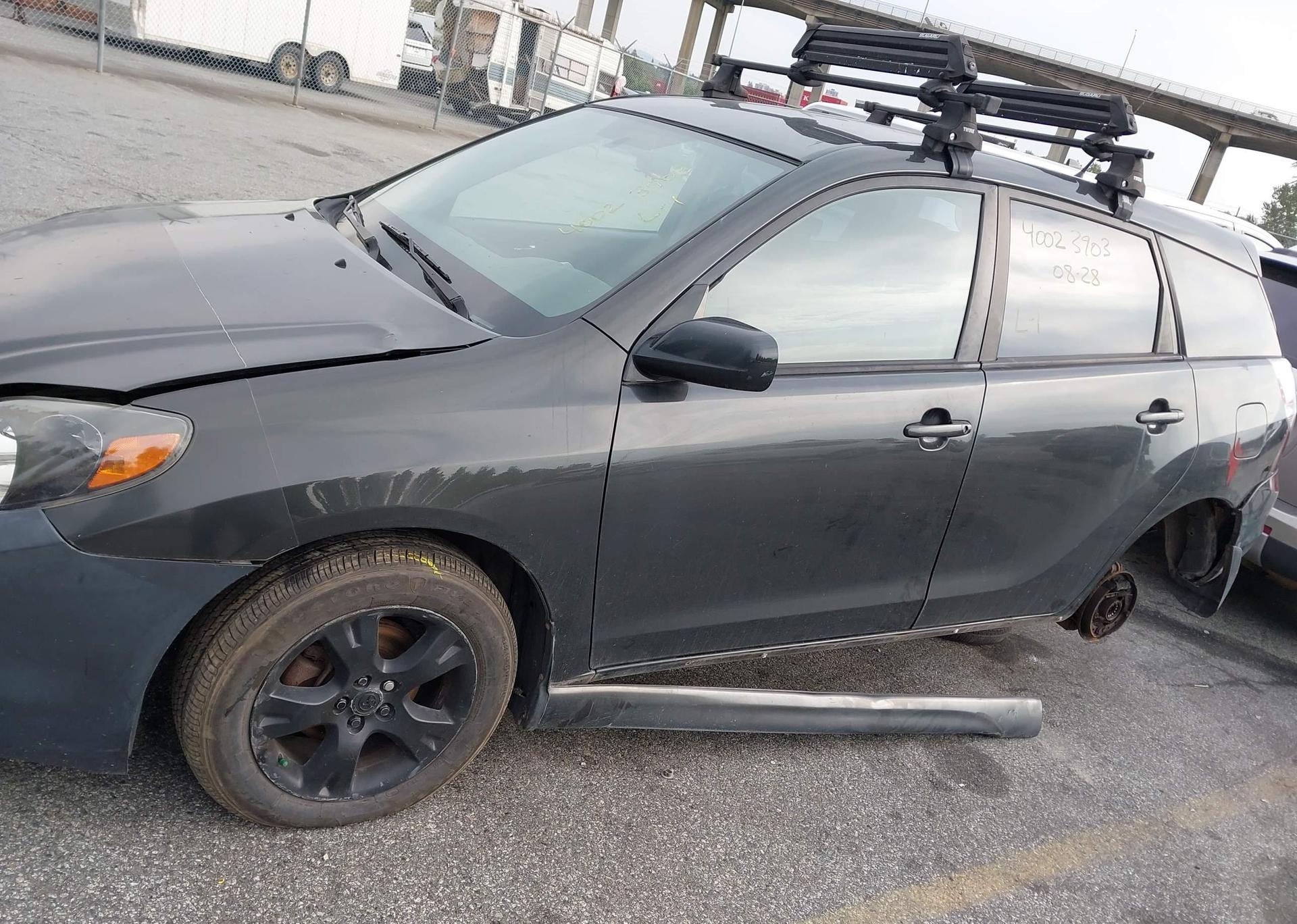 2005 TOYOTA COROLLA MATRIX XR