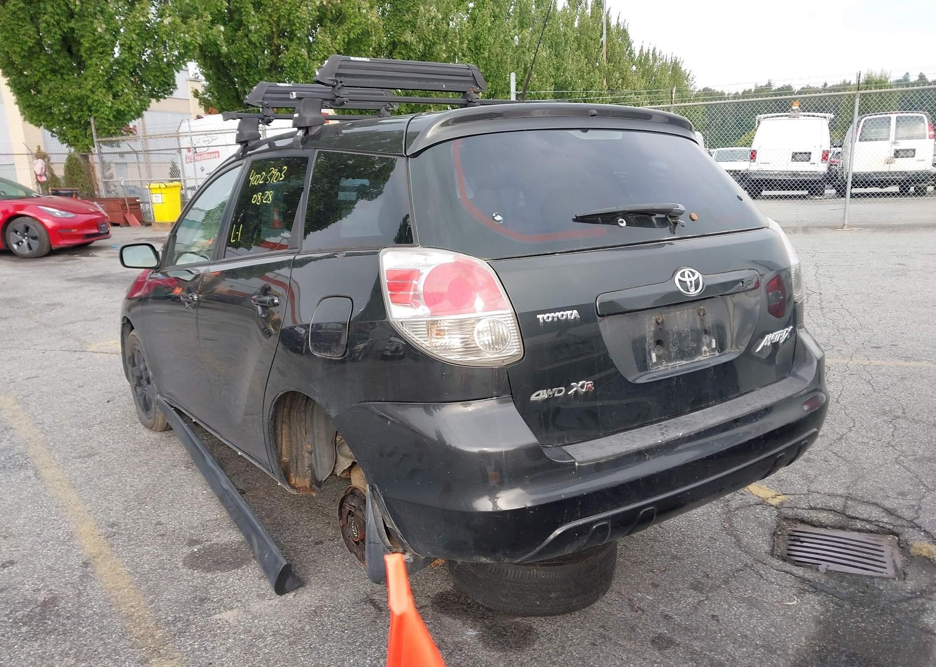 2005 TOYOTA COROLLA MATRIX XR