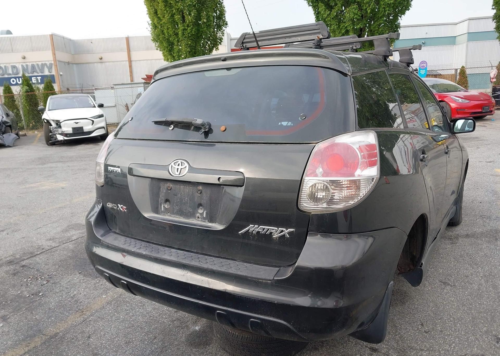 2005 TOYOTA COROLLA MATRIX XR