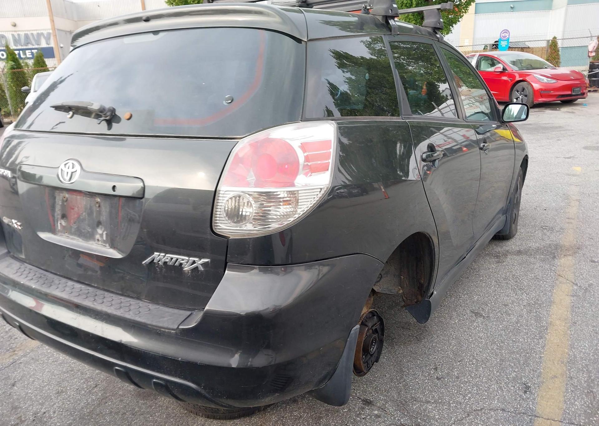 2005 TOYOTA COROLLA MATRIX XR
