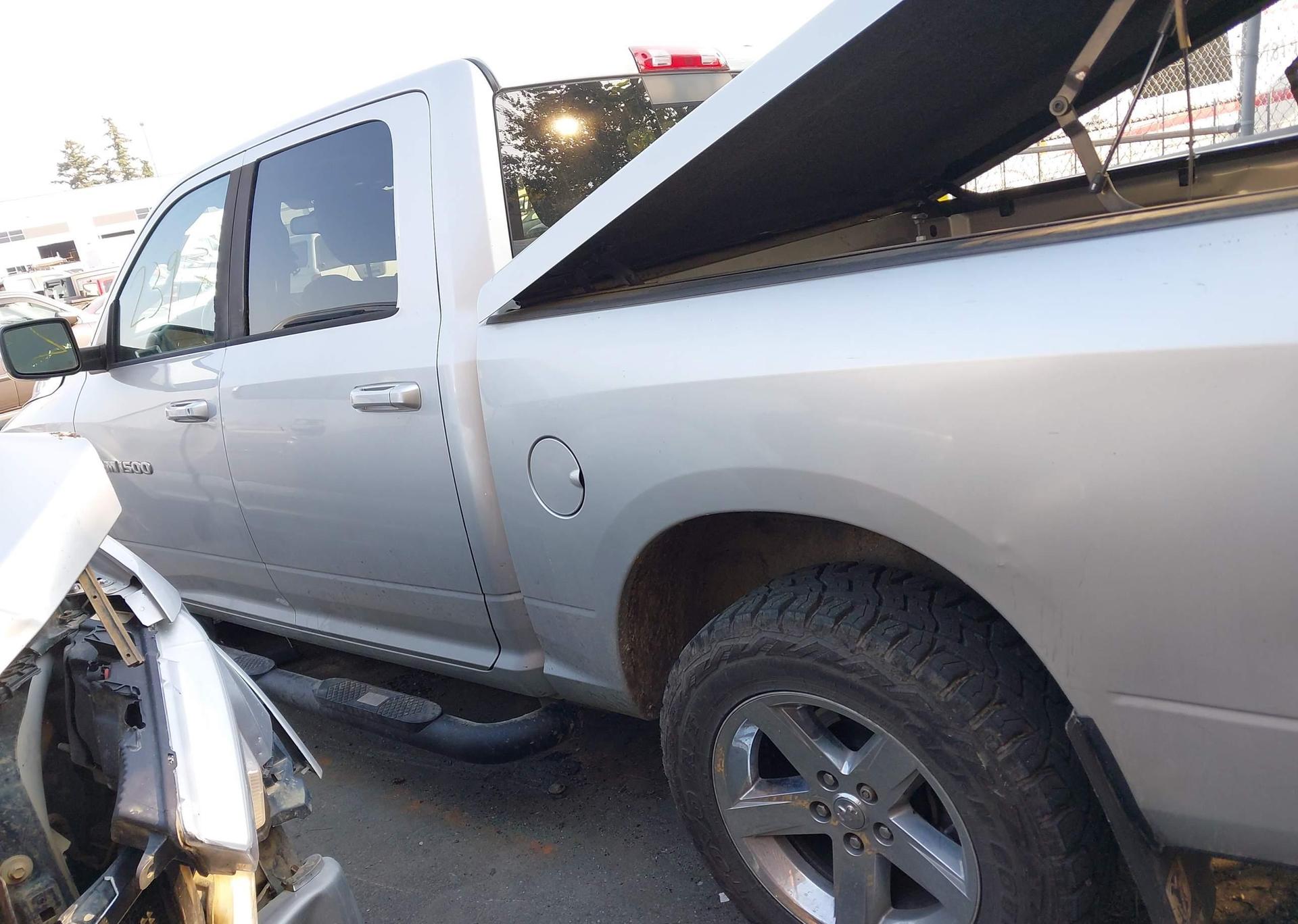 2012 DODGE RAM 1500 SPORT