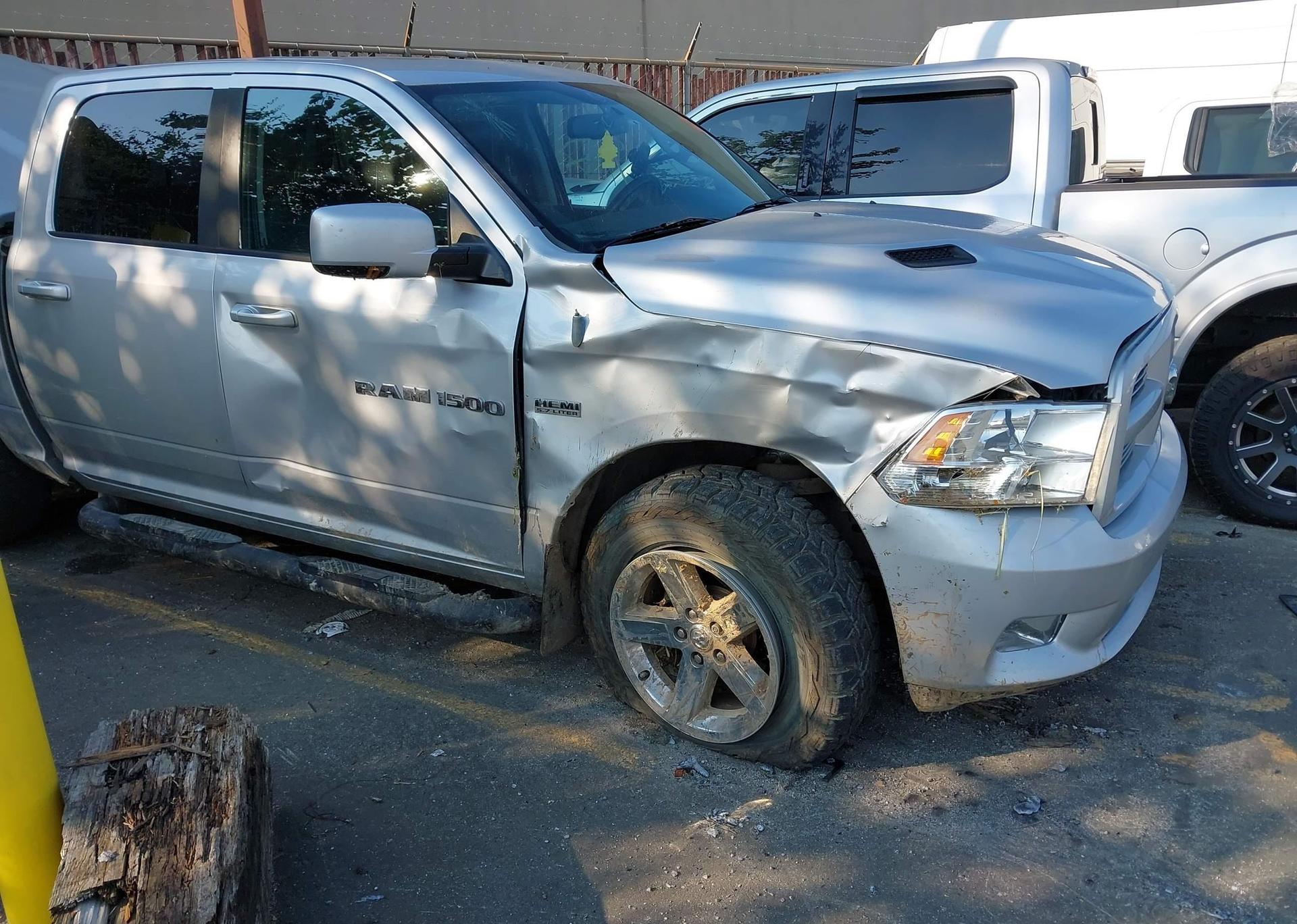 2012 DODGE RAM 1500 SPORT