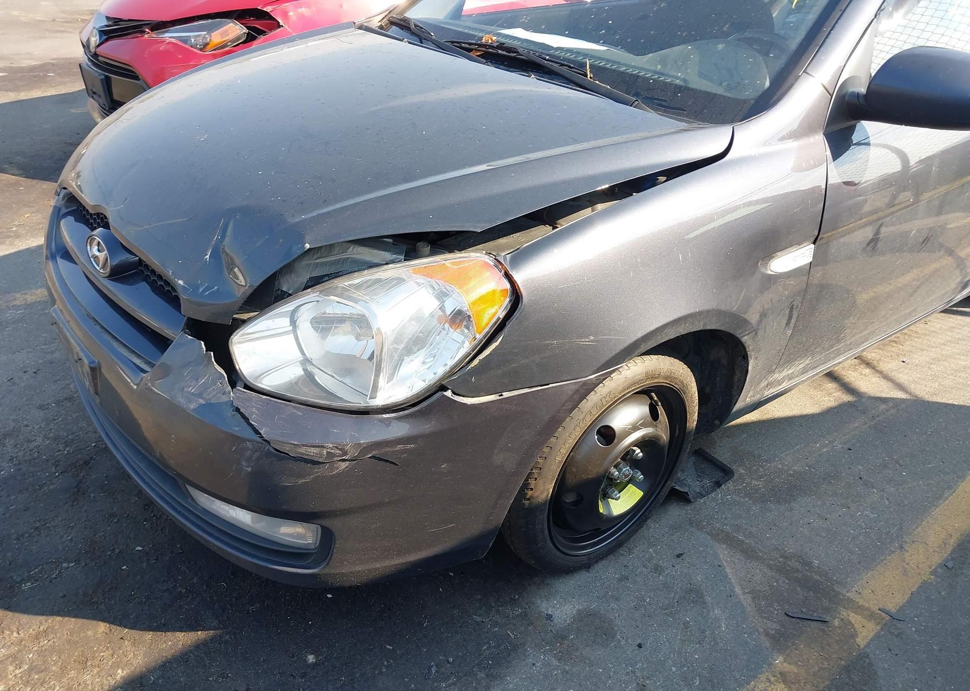 2010 HYUNDAI ACCENT SE