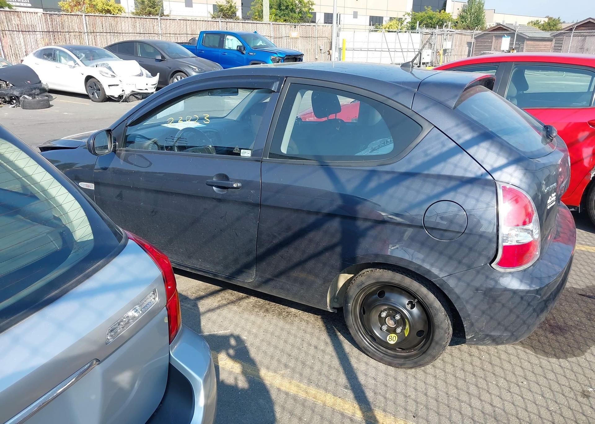 2010 HYUNDAI ACCENT SE