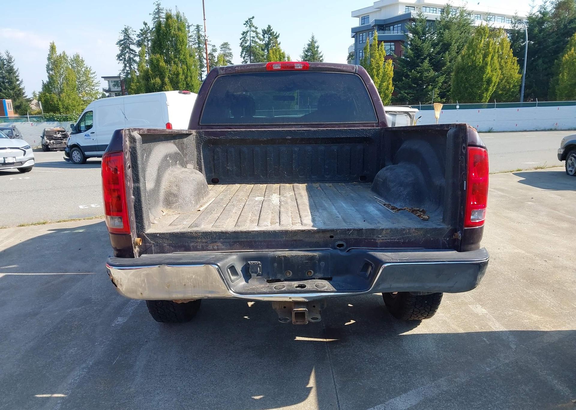 2005 DODGE RAM 1500 ST