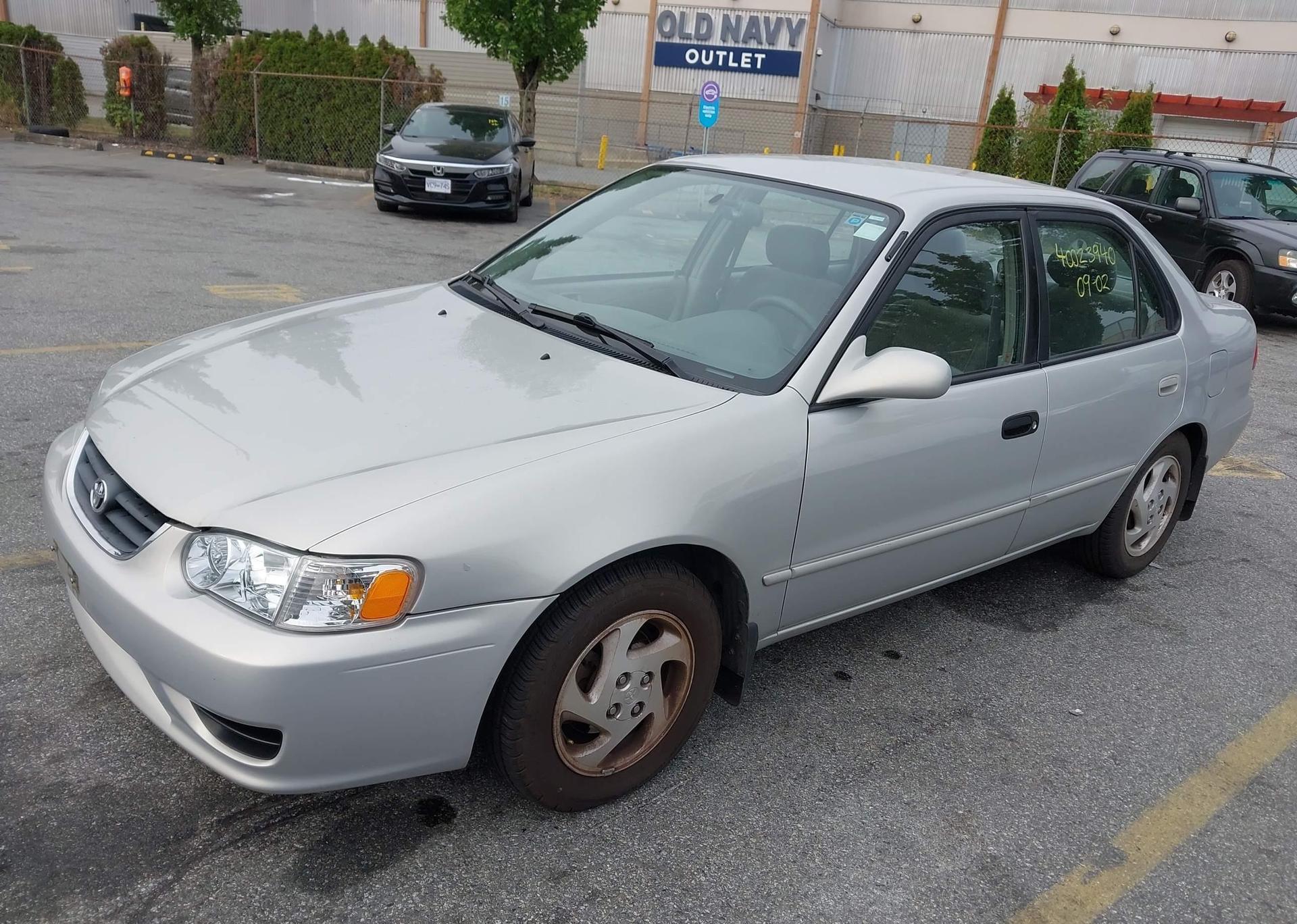 2001 TOYOTA COROLLA CE