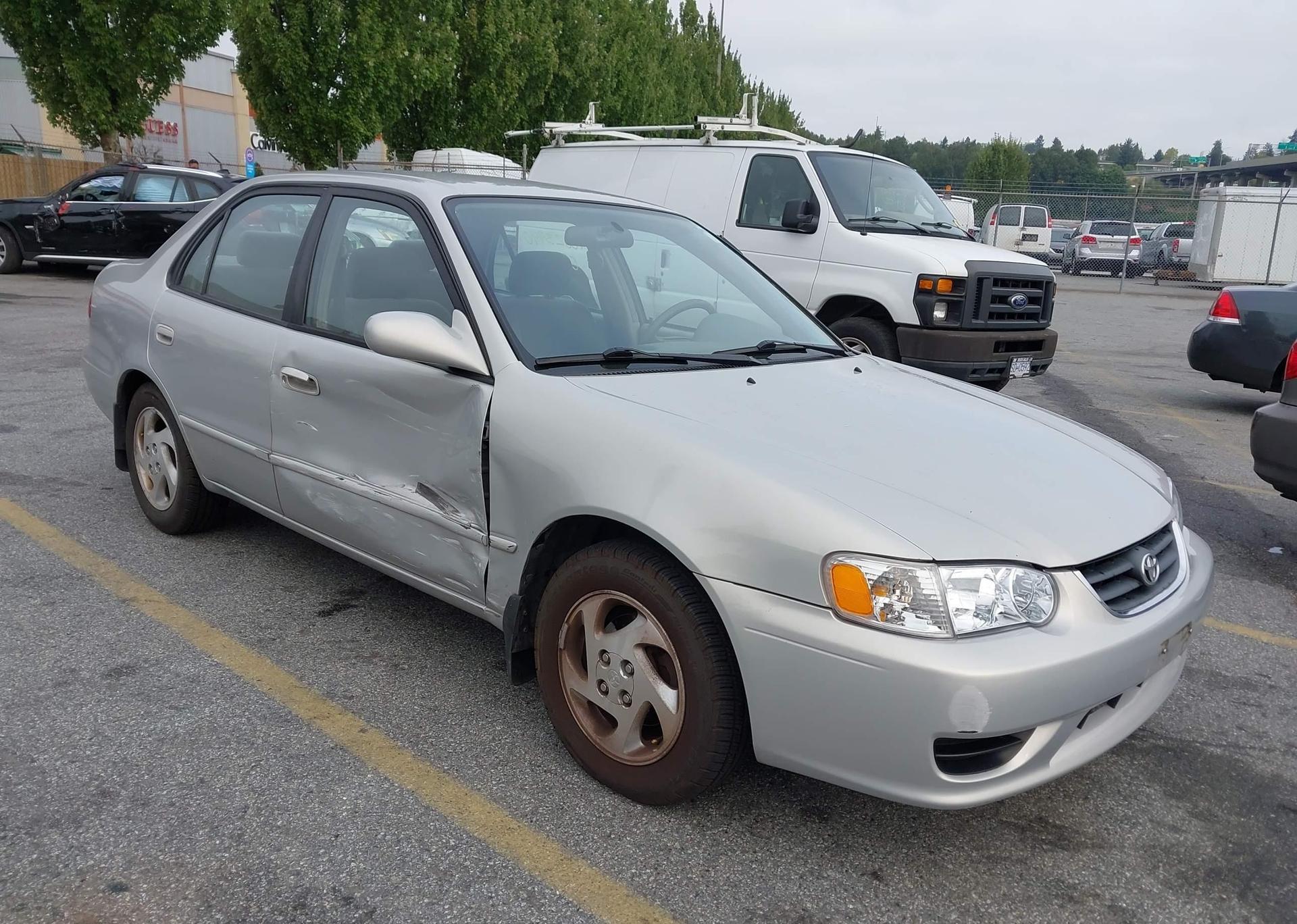 2001 TOYOTA COROLLA CE