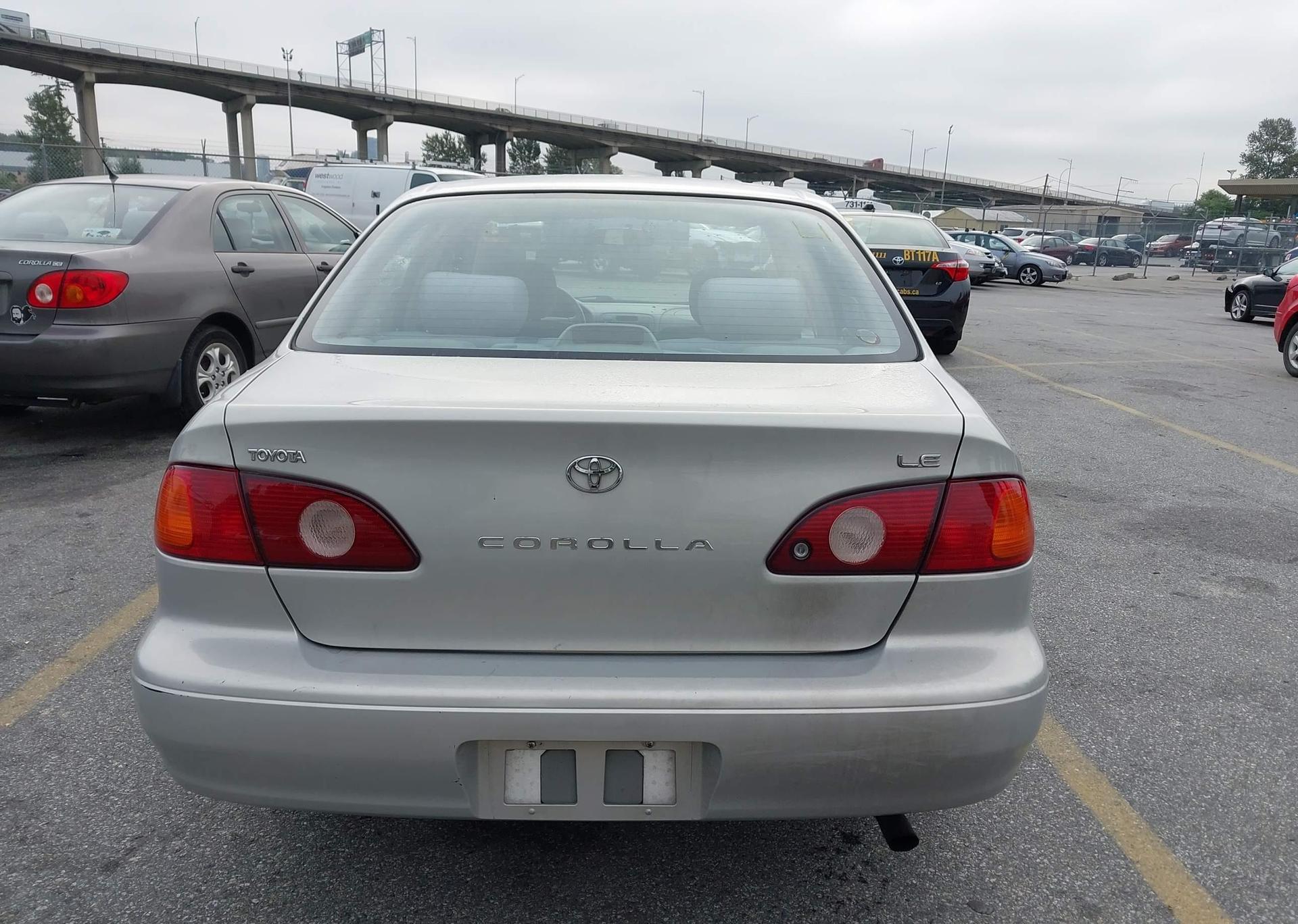 2001 TOYOTA COROLLA CE