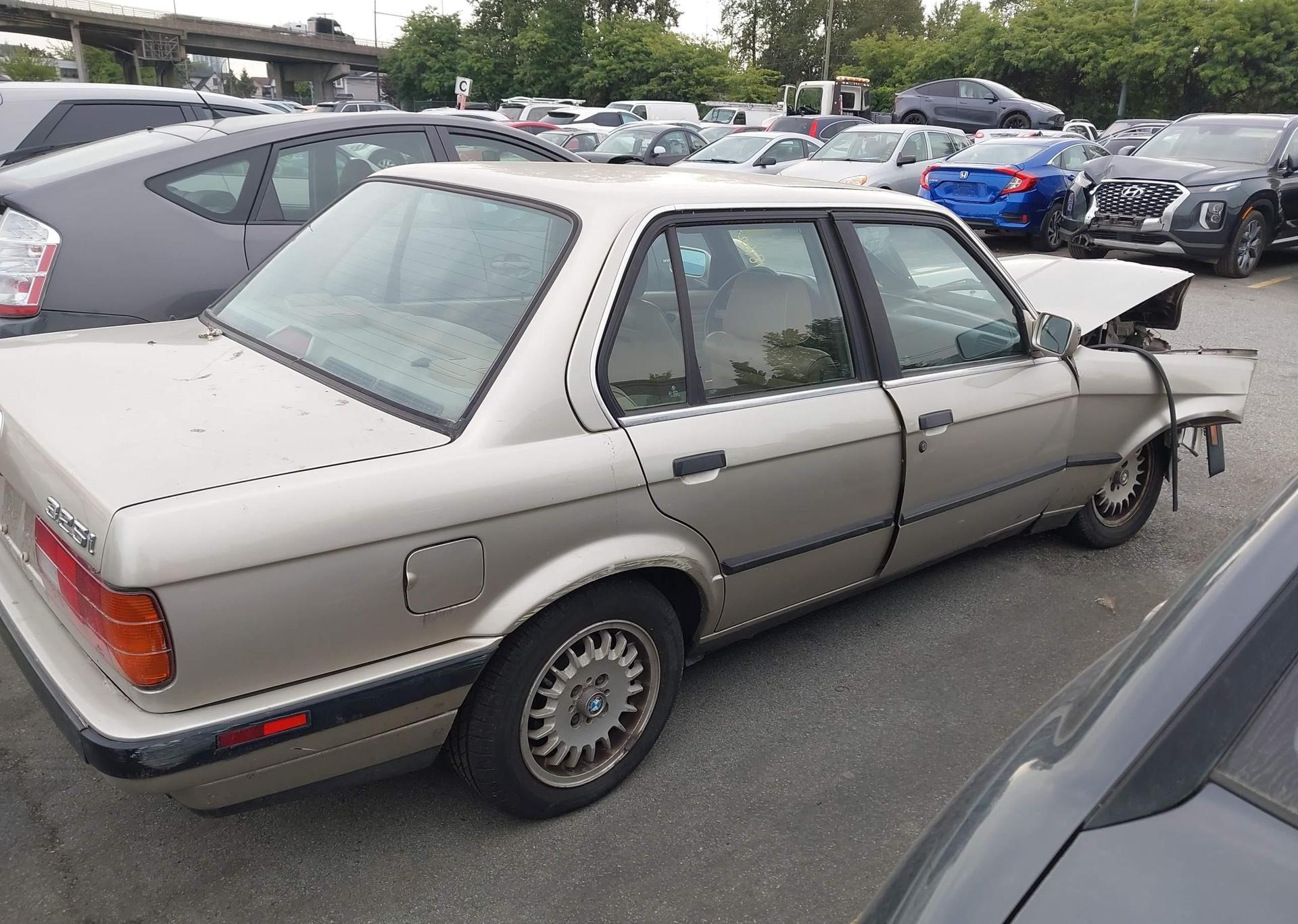 1990 BMW 325 I AUTOMATIC