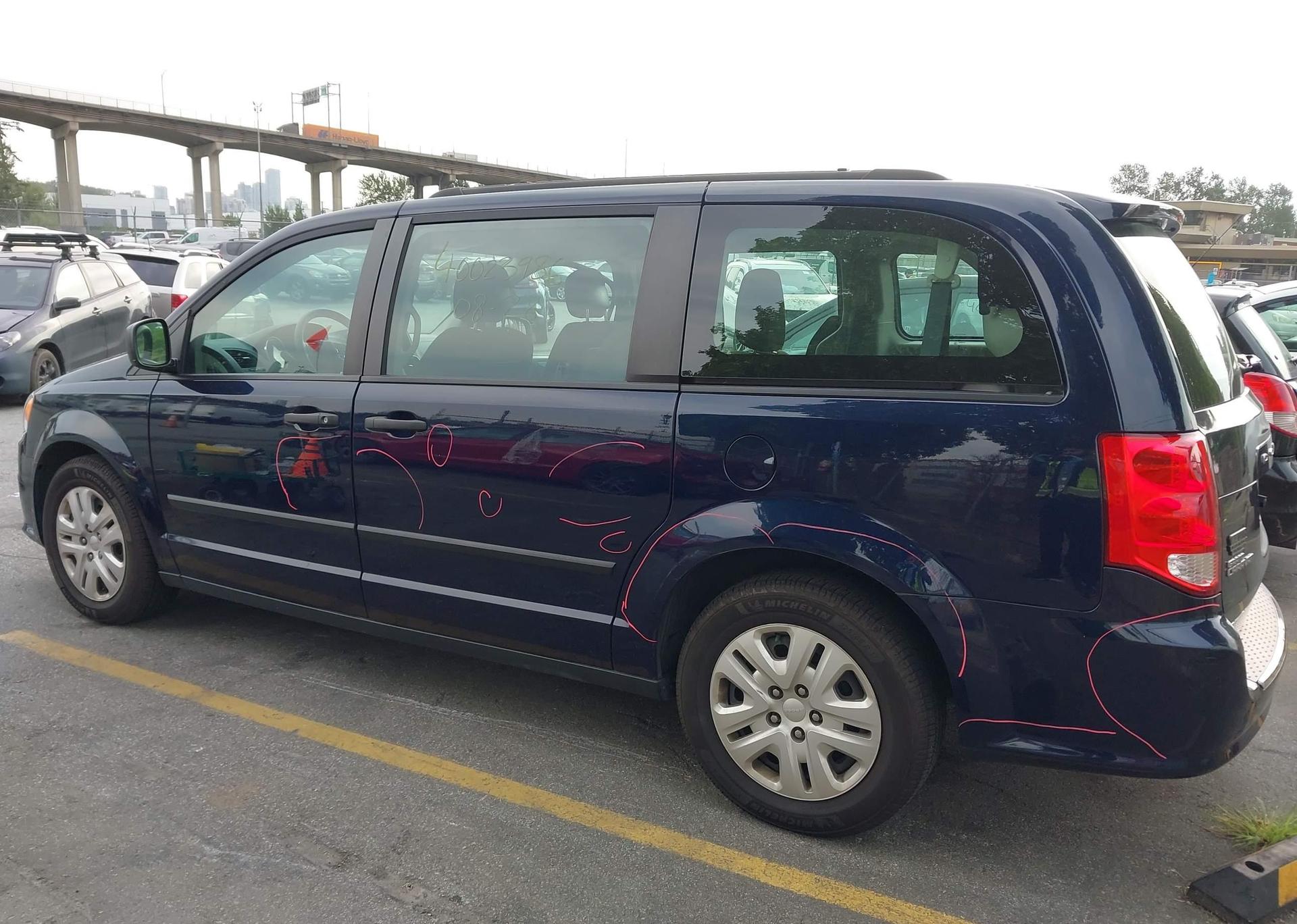2016 DODGE GRAND CARAVAN SE