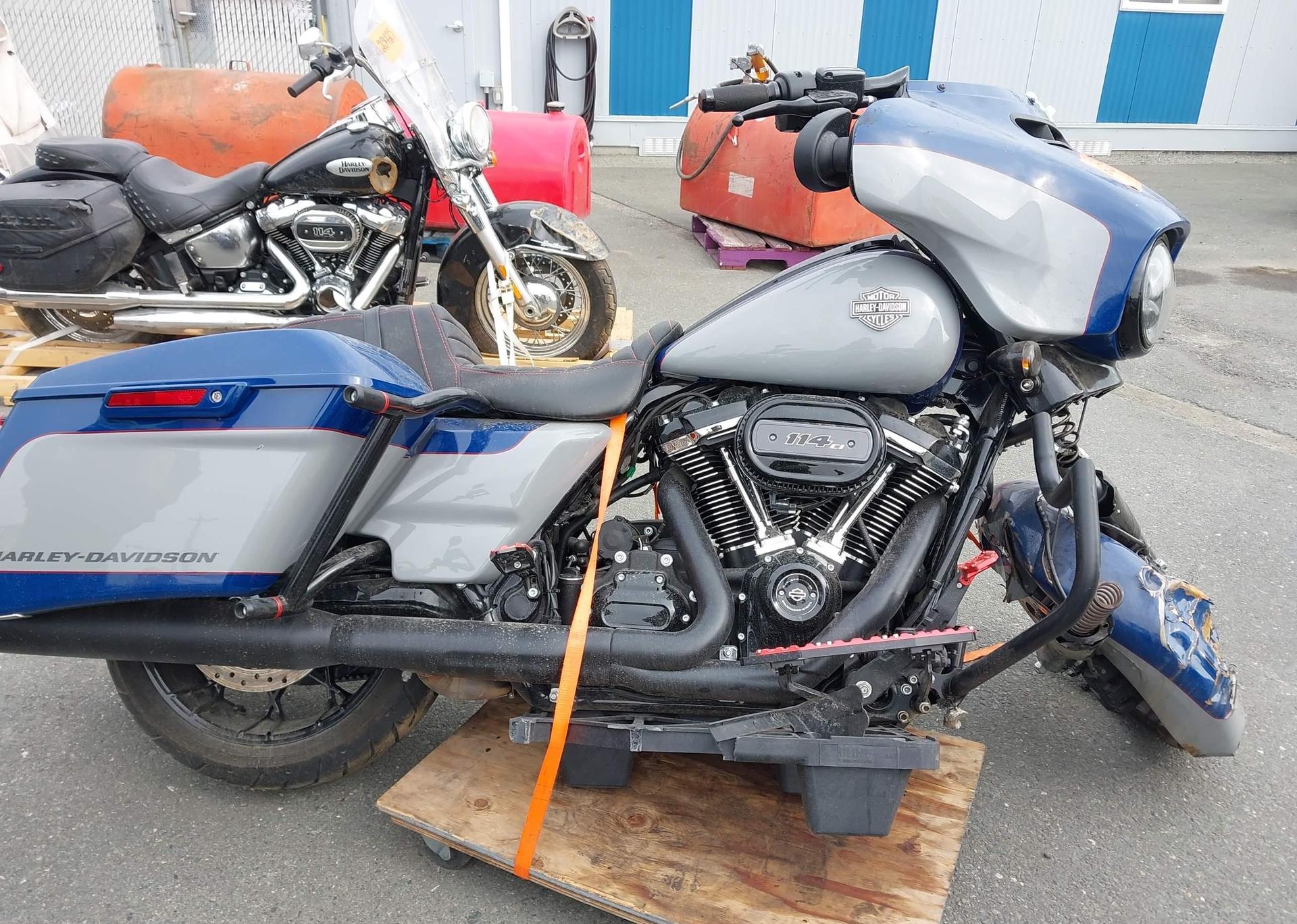 2023 HARLEY-DAVIDSON FLHXS