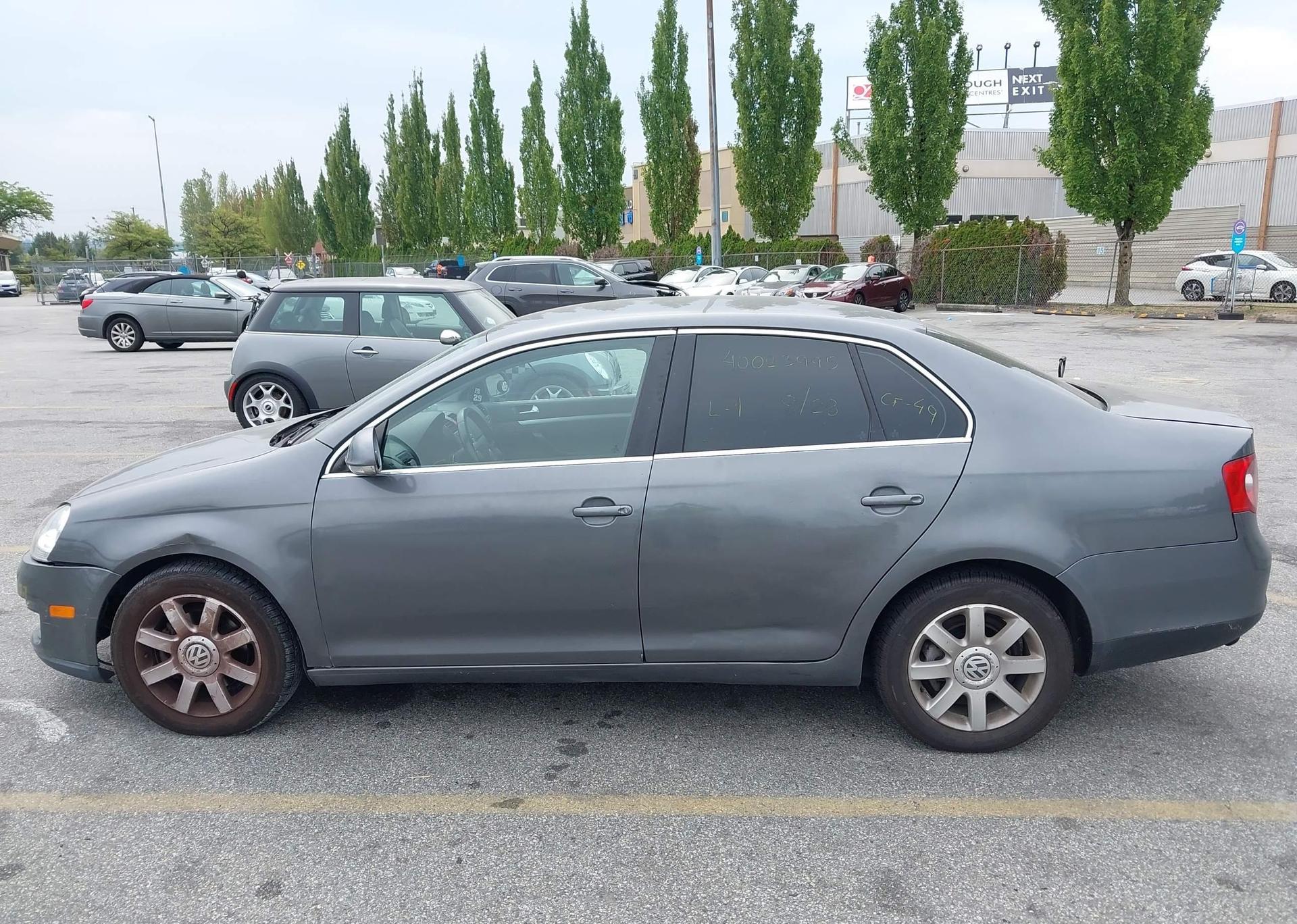 2009 VOLKSWAGEN JETTA