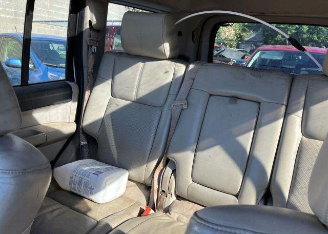 2006 JEEP COMMANDER LIMITED