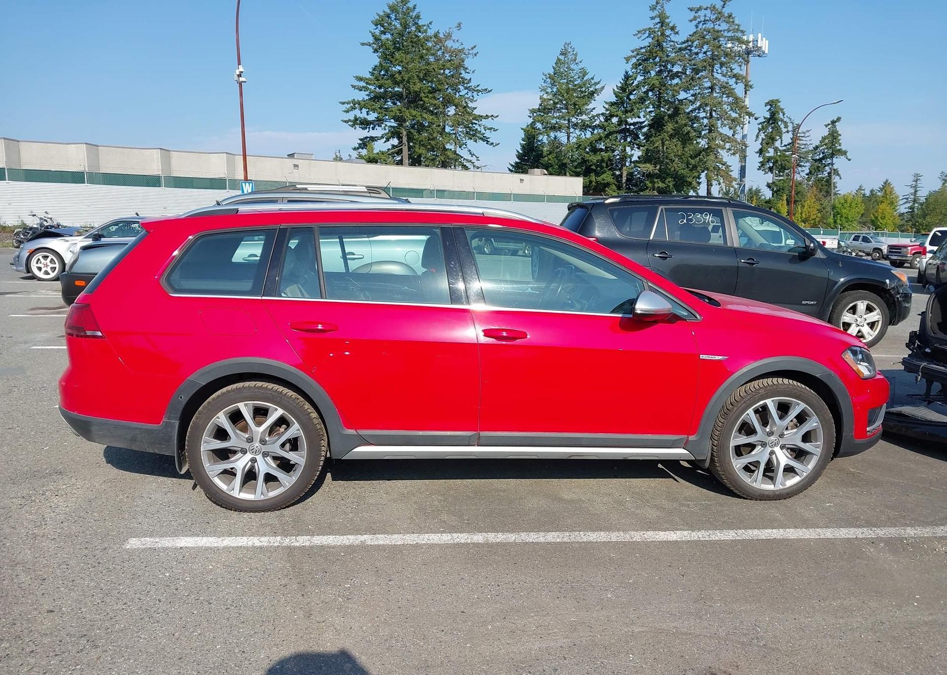 2017 VOLKSWAGEN GOLF