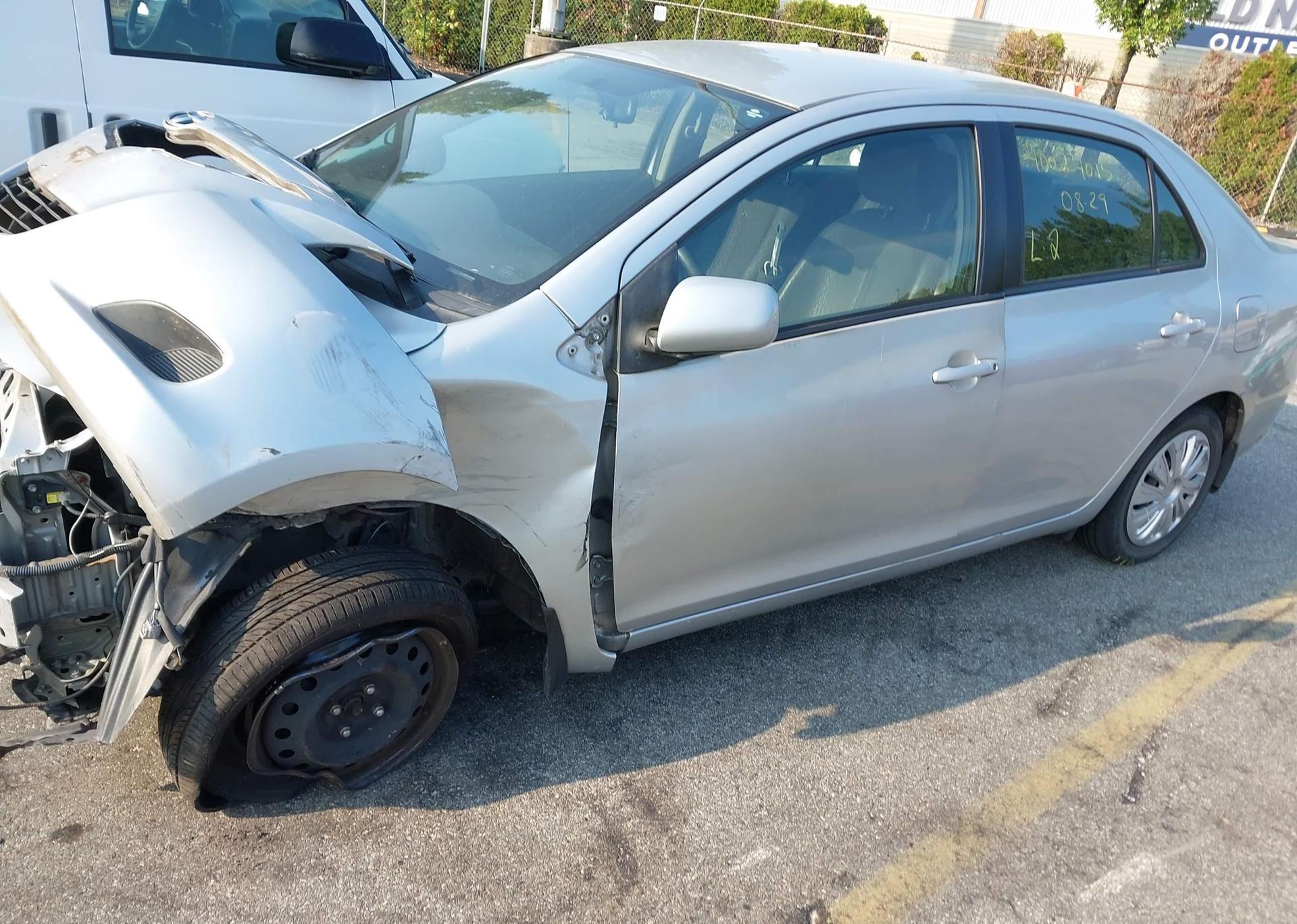 2010 TOYOTA YARIS