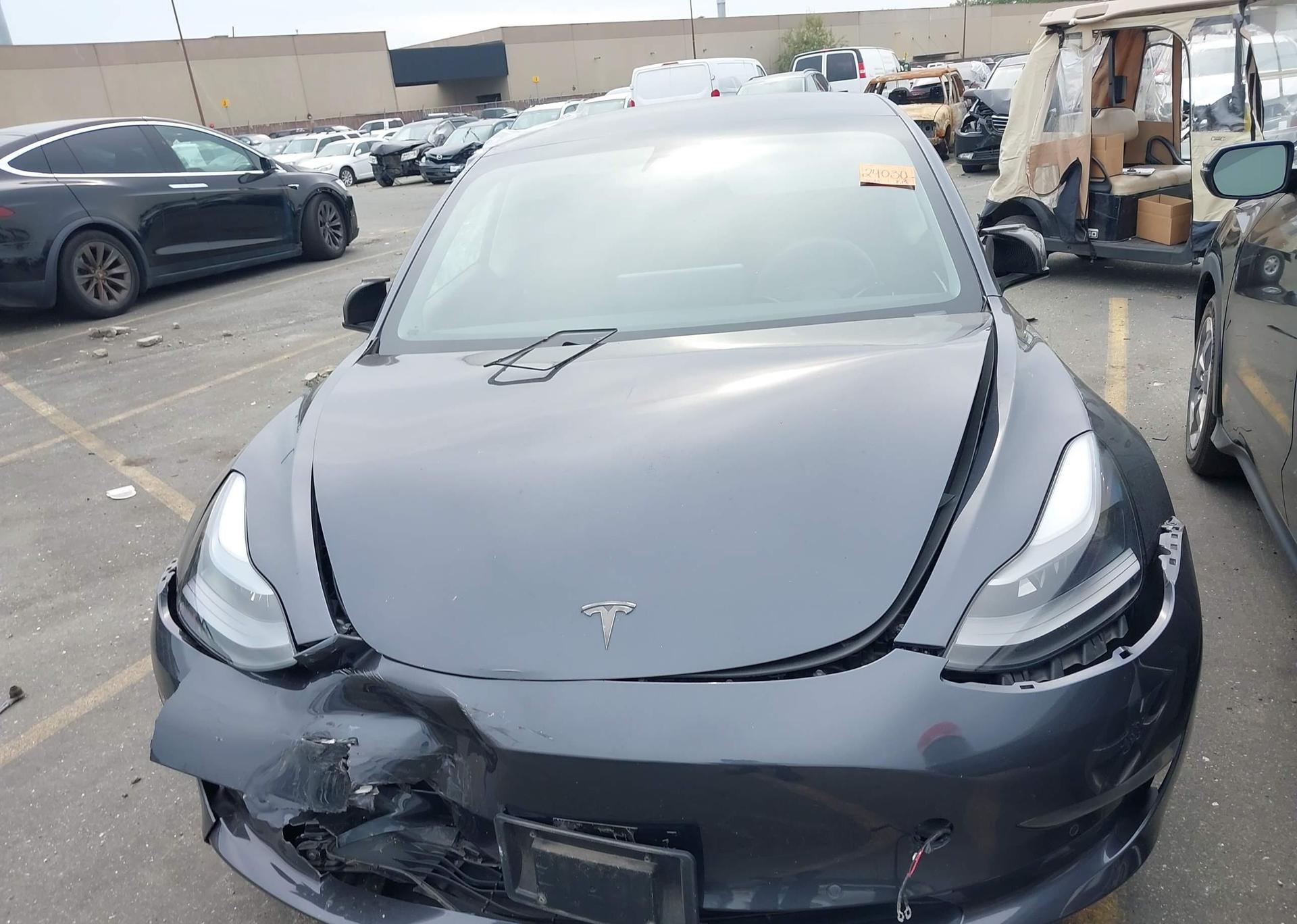 2022 TESLA MODEL 3