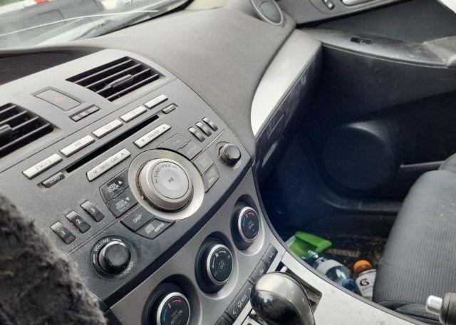 2010 MAZDA 3 S