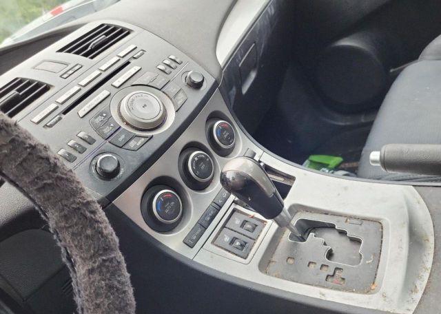 2010 MAZDA 3 S