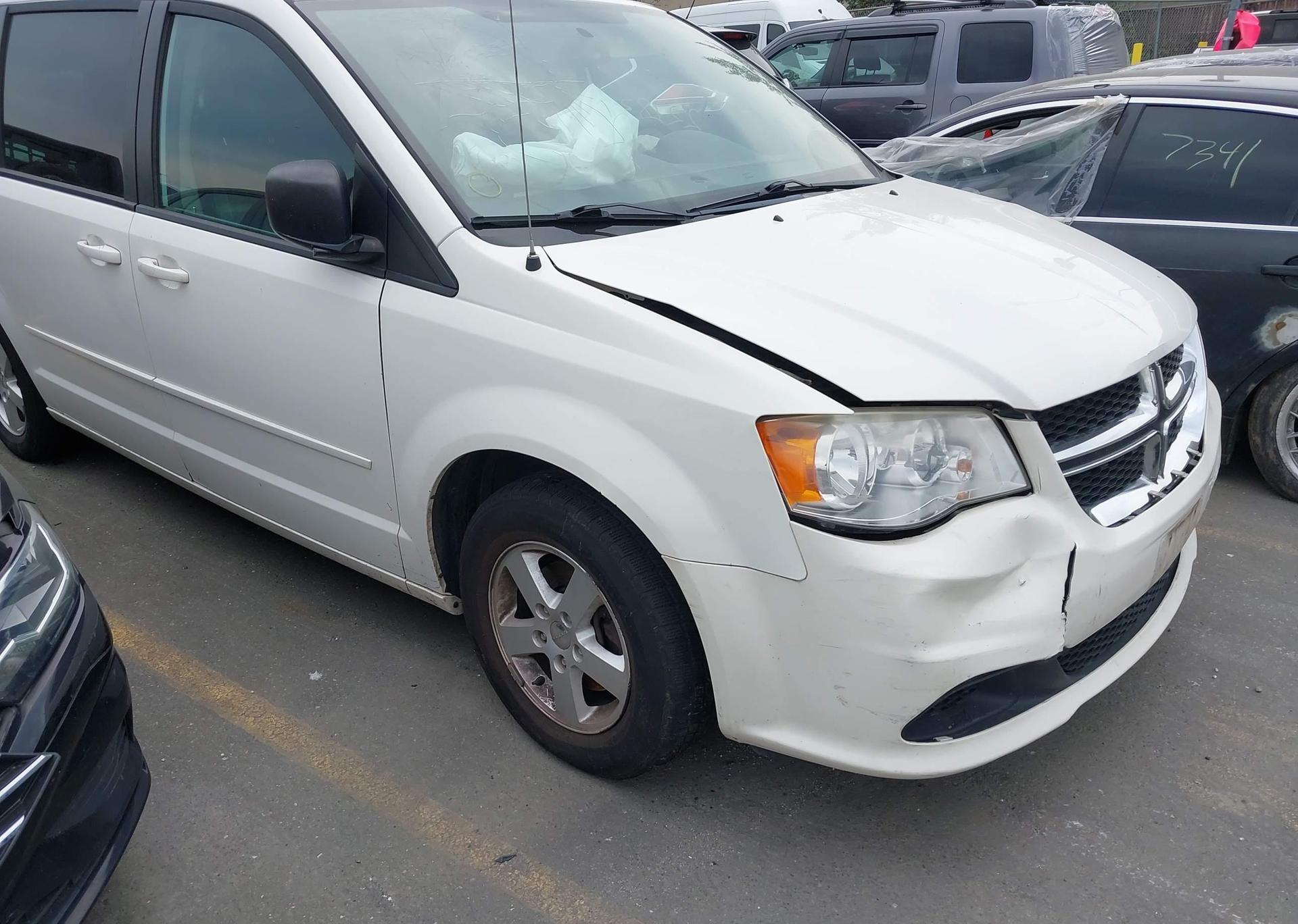 2012 DODGE GRAND CARAVAN SE