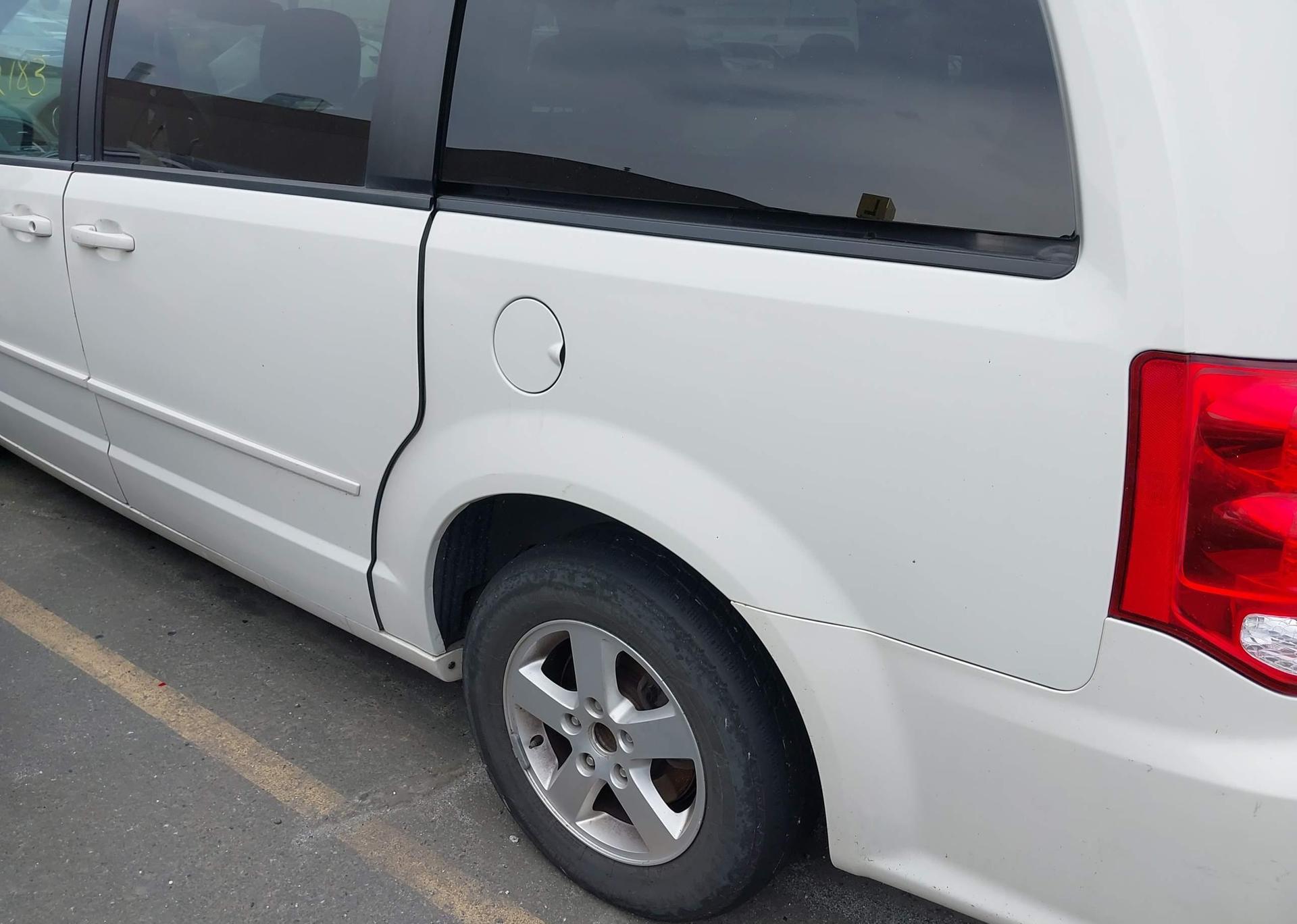 2012 DODGE GRAND CARAVAN SE