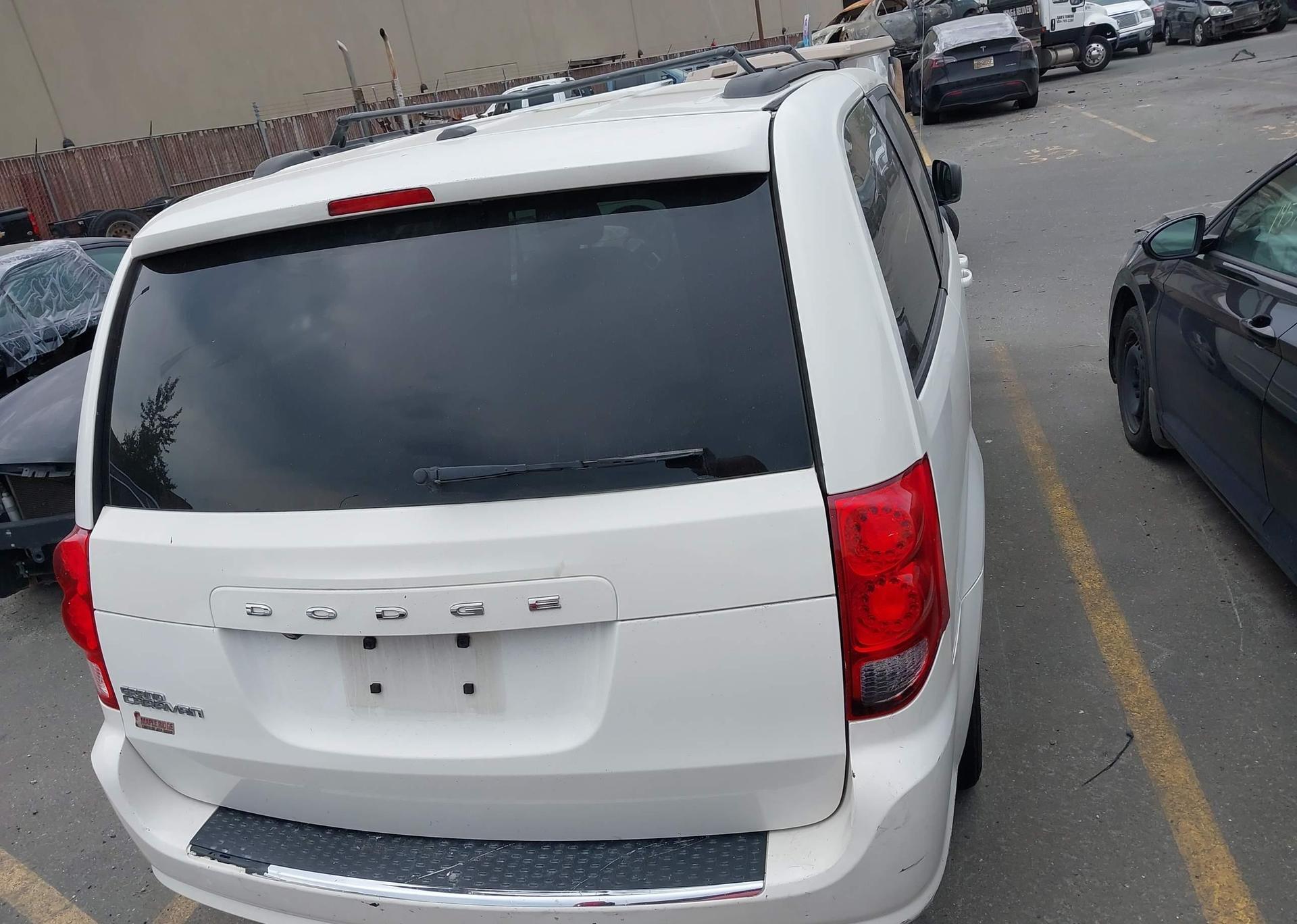 2012 DODGE GRAND CARAVAN SE