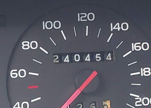 1990 VOLVO 740 GL