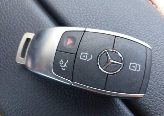2021 MERCEDES-BENZ GLA 250 4MATIC