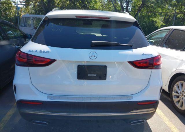 2021 MERCEDES-BENZ GLA 250 4MATIC