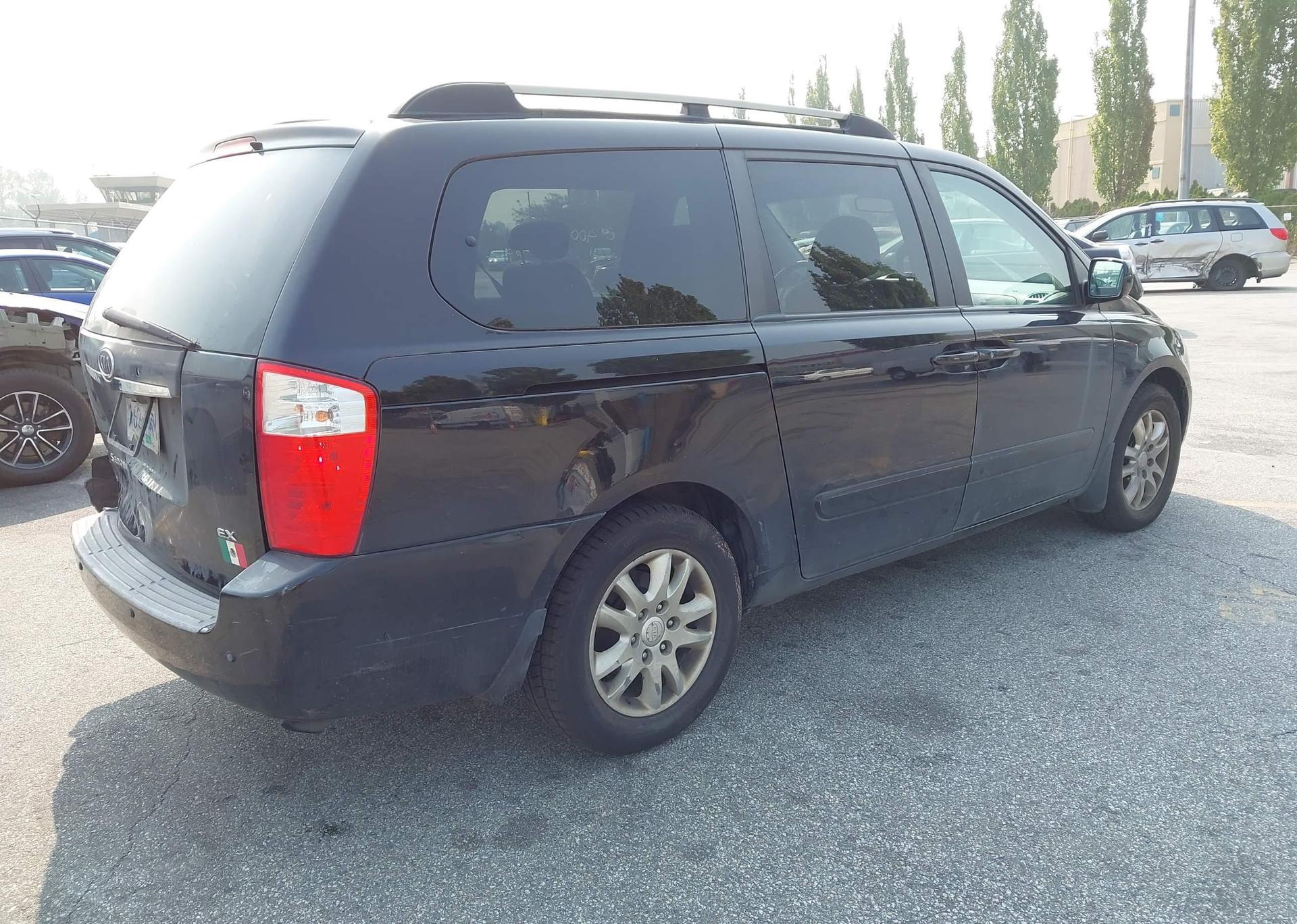 2008 KIA SEDONA EX
