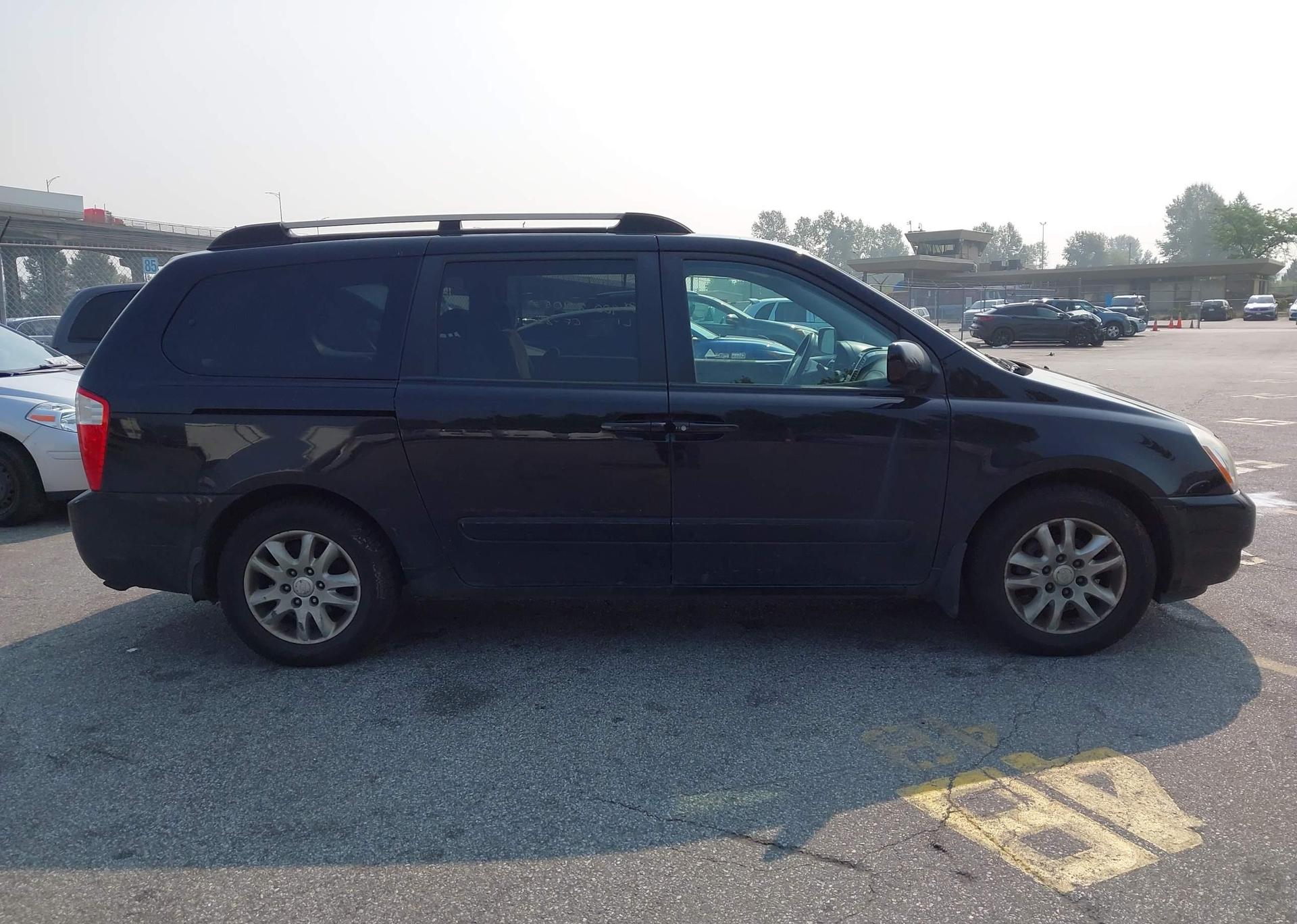 2008 KIA SEDONA EX