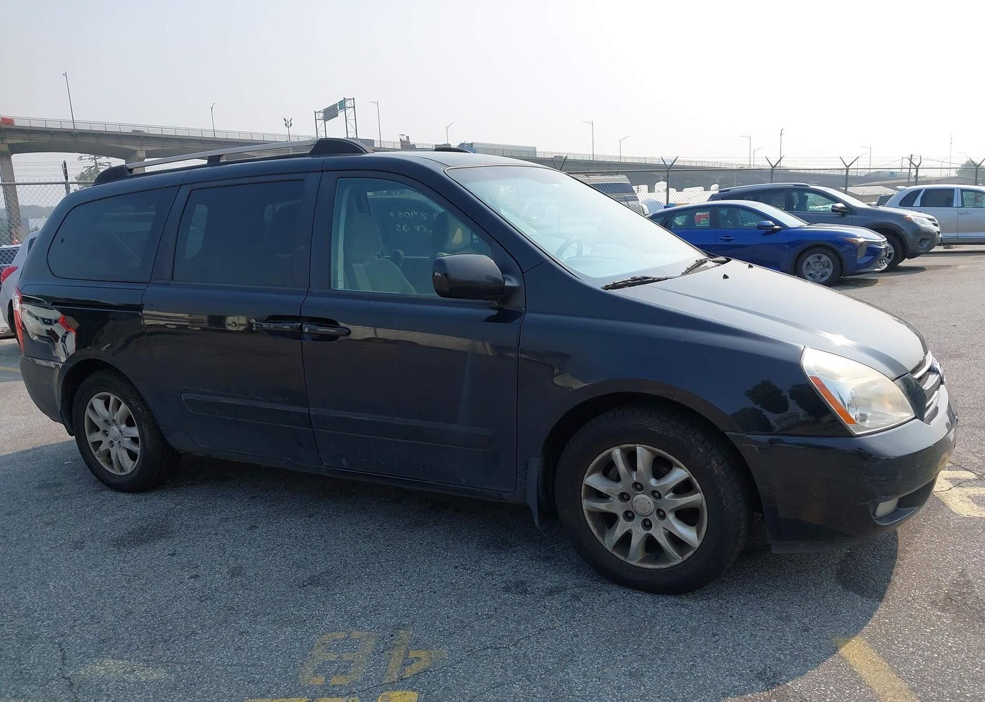 2008 KIA SEDONA EX