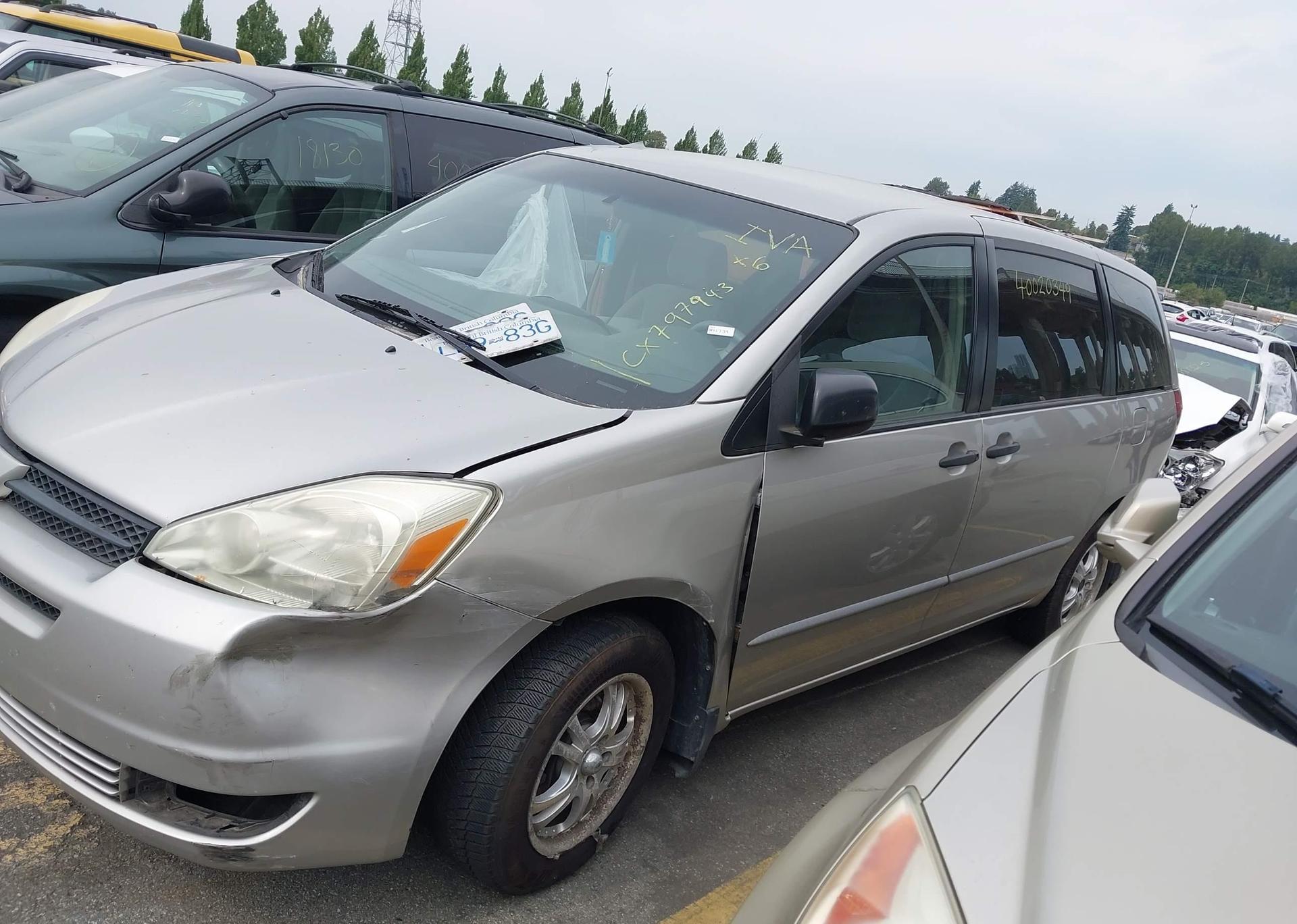 2005 TOYOTA SIENNA CE