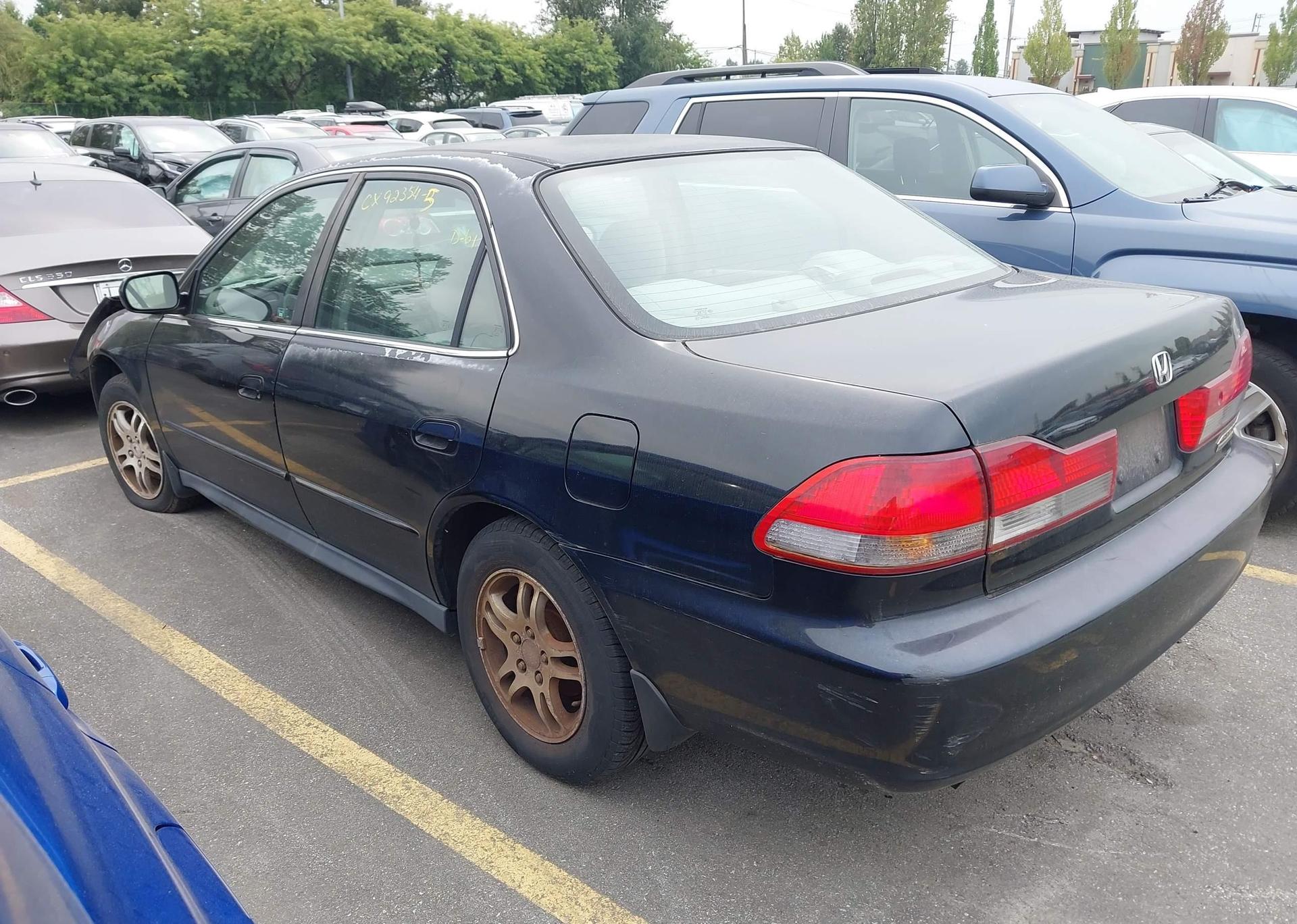 2002 HONDA ACCORD SE