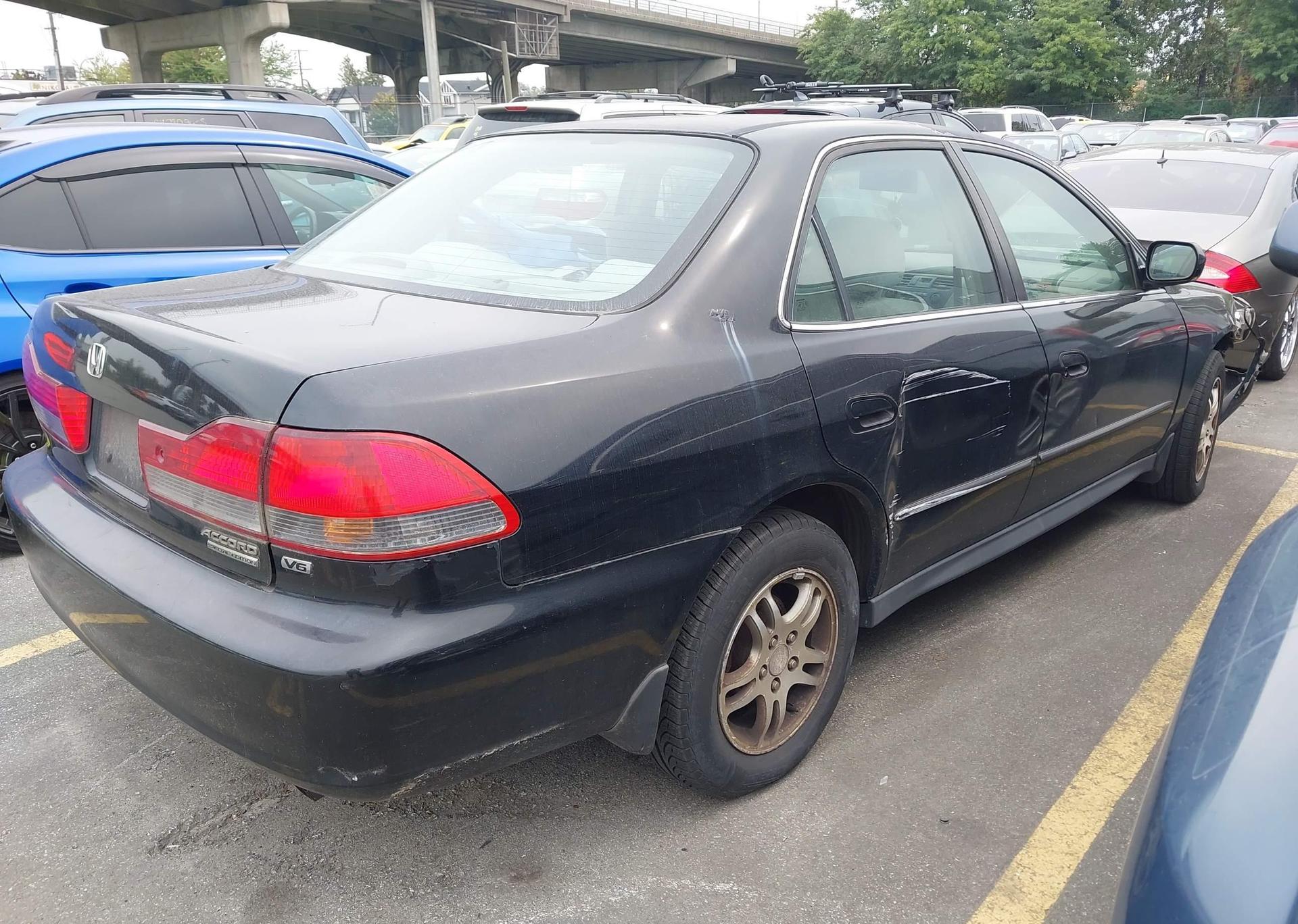 2002 HONDA ACCORD SE