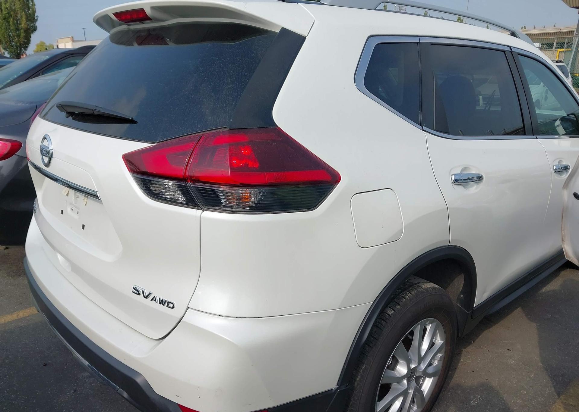 2018 NISSAN ROGUE SV