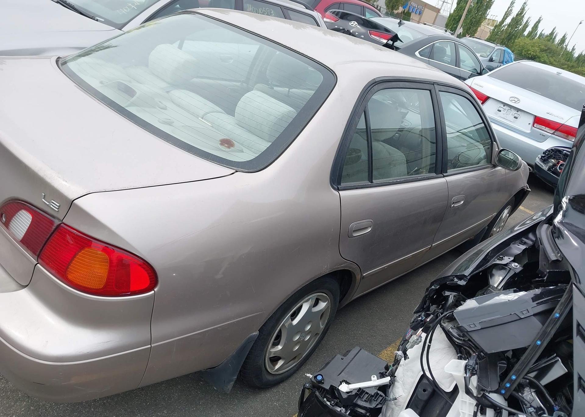 2000 TOYOTA COROLLA VE