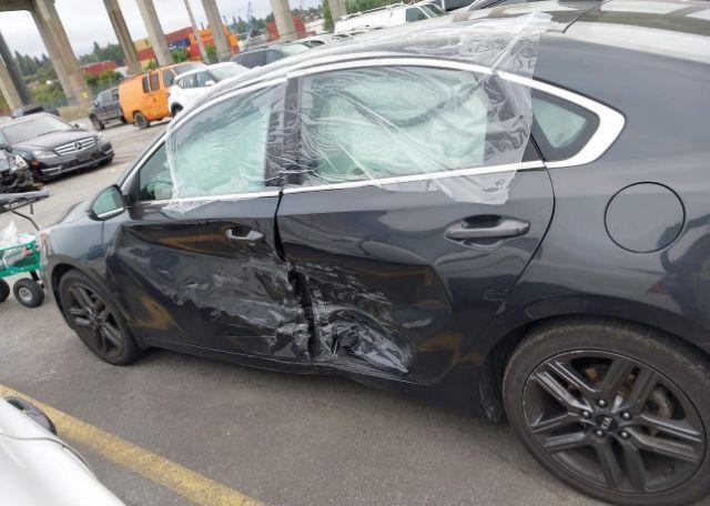 2021 KIA FORTE EX