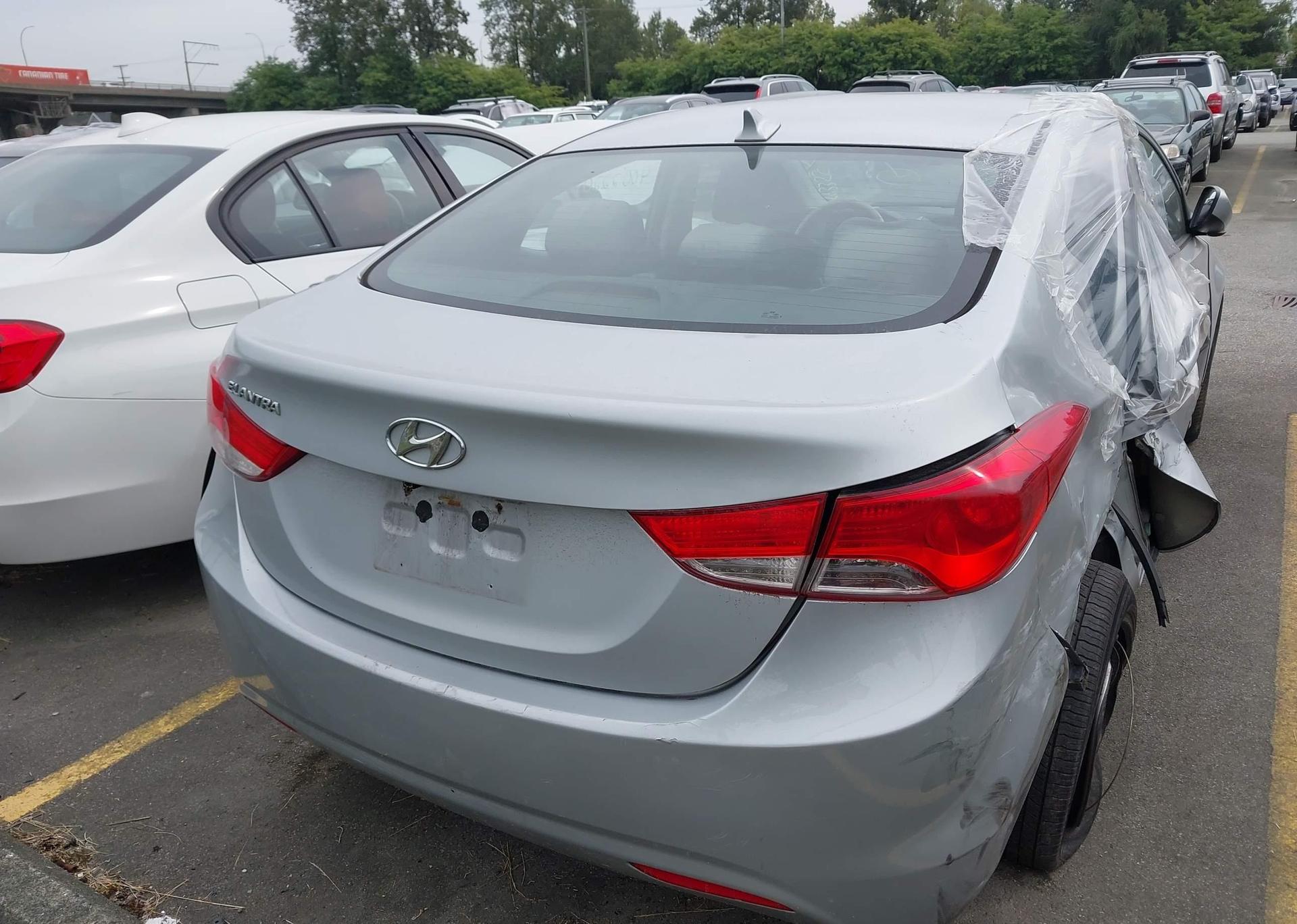 2013 HYUNDAI ELANTRA GLS