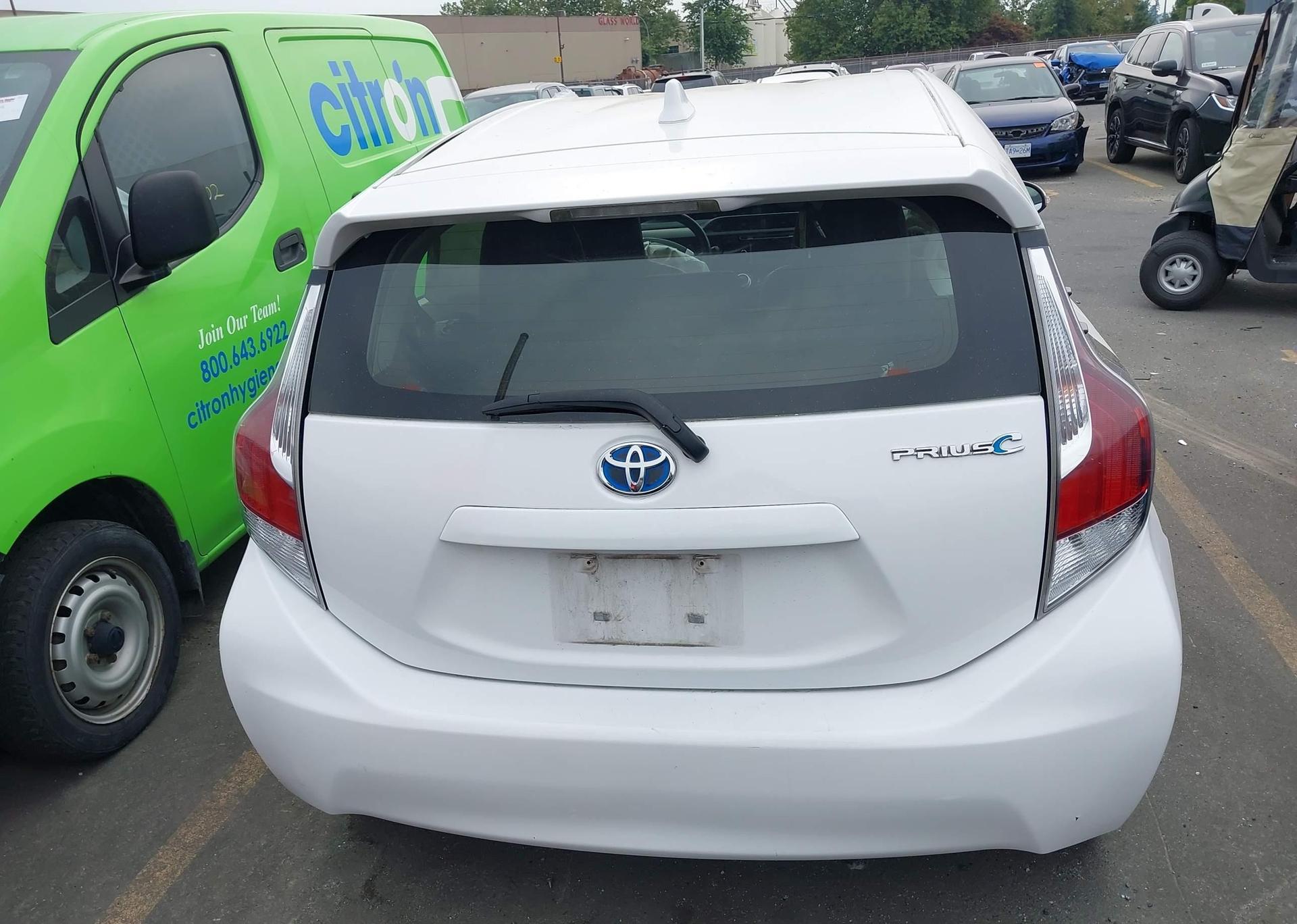 2015 TOYOTA Prius c