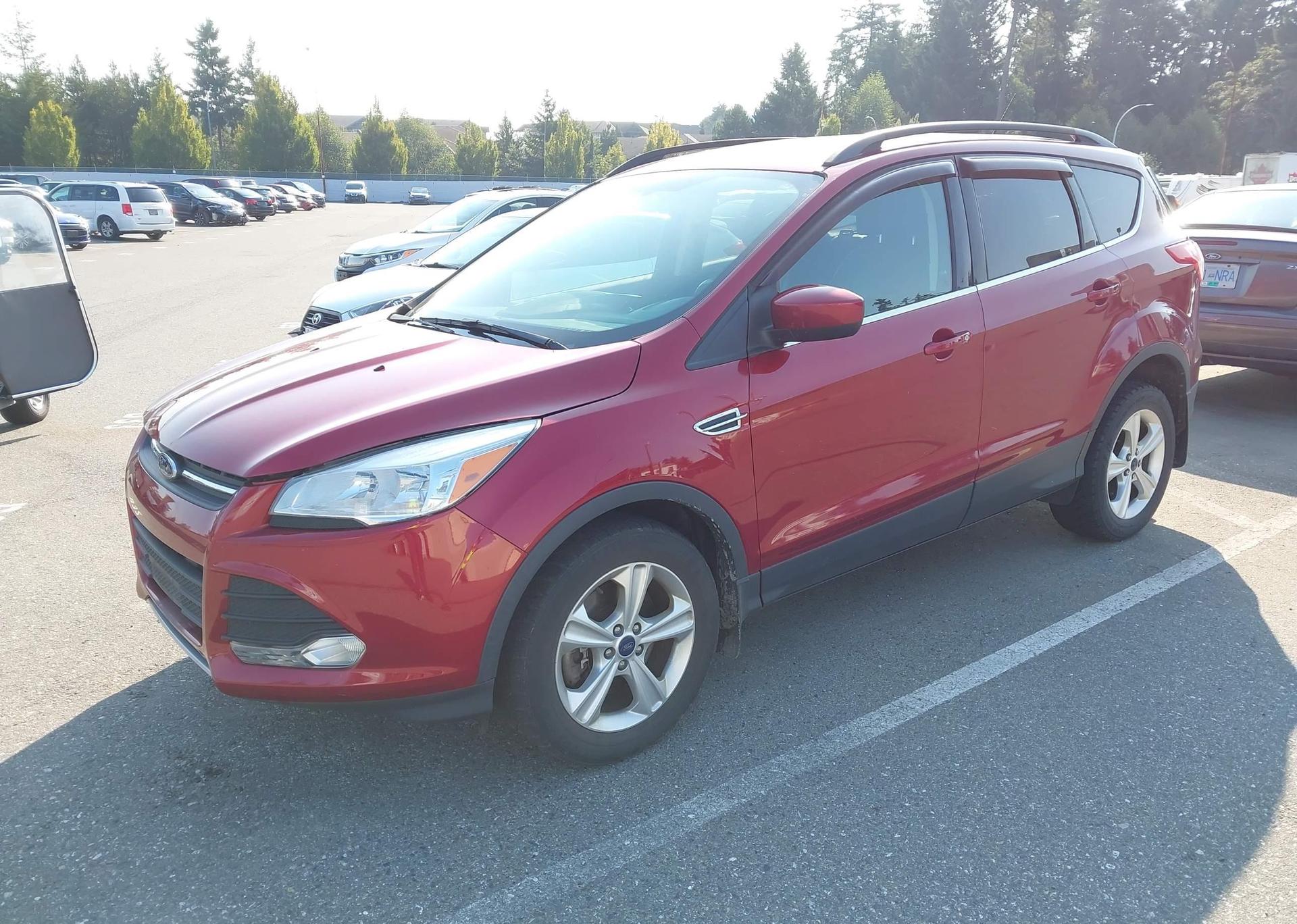 2015 FORD ESCAPE SE