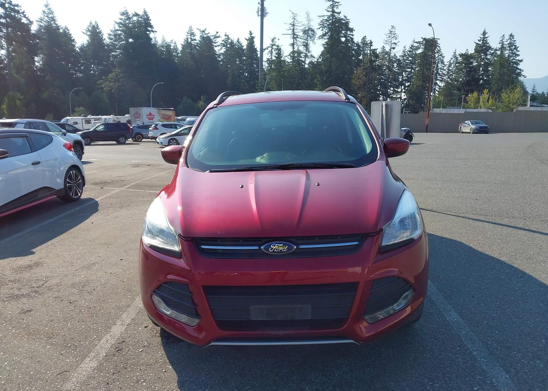 2015 FORD ESCAPE SE