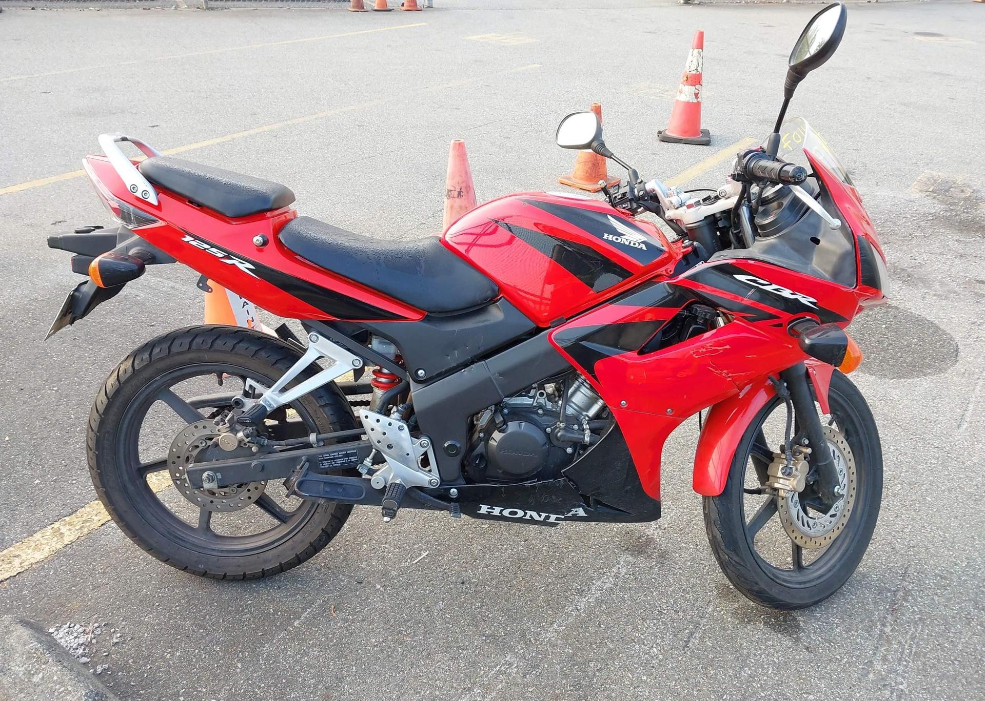 2008 HONDA CBR125-R