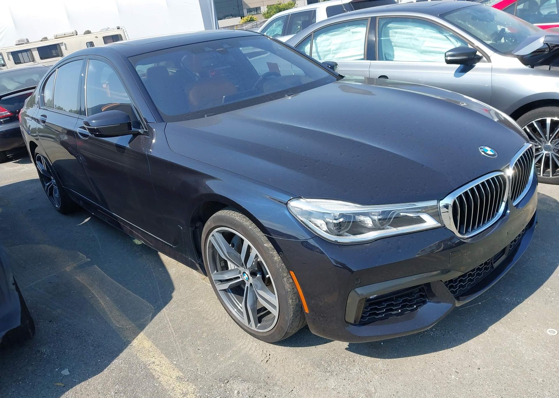 2019 BMW 750I