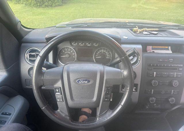 2012 FORD F150
