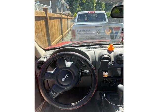 2006 JEEP LIBERTY SPORT