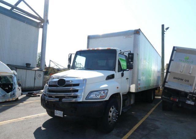 2012 HINO 358