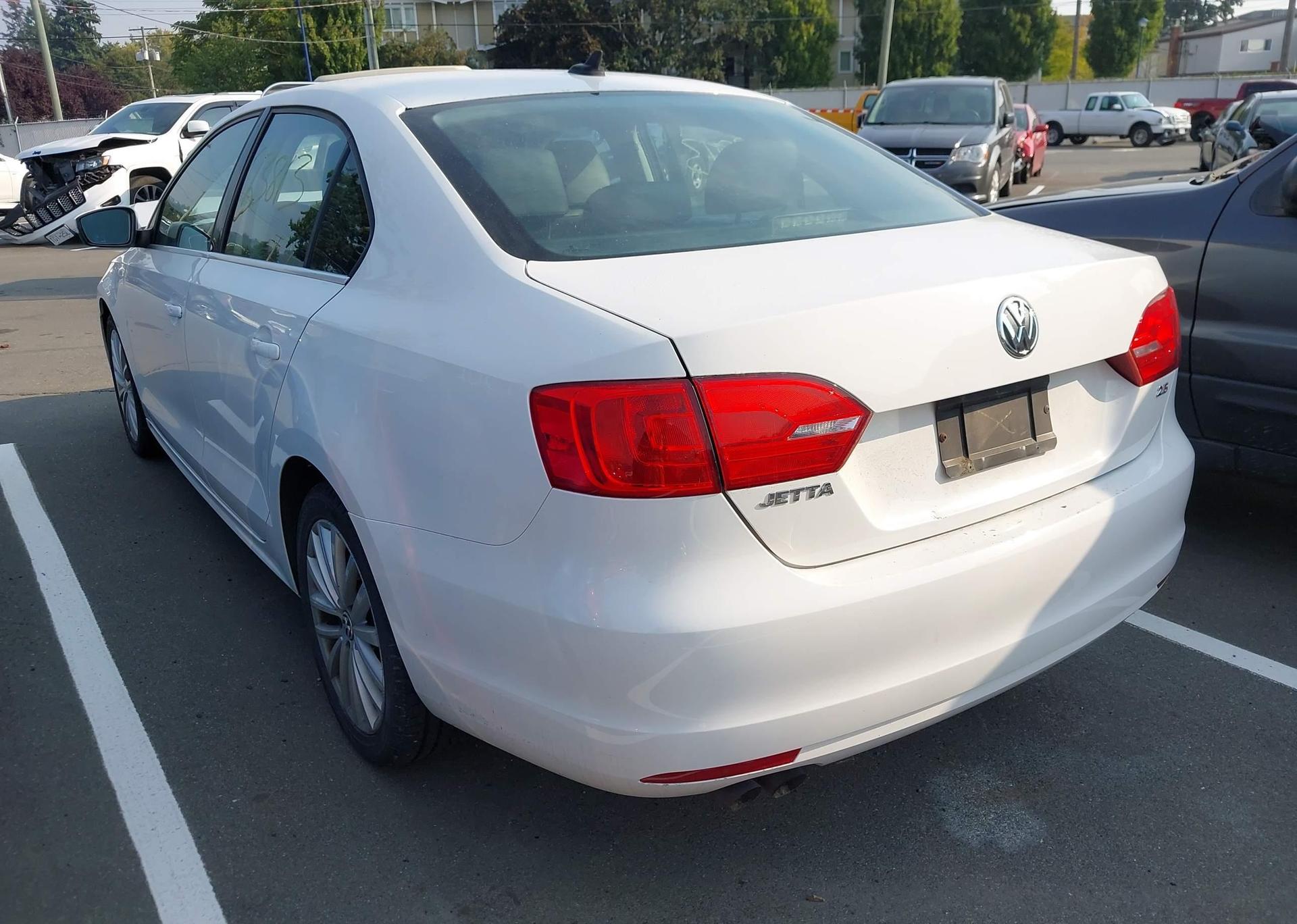 2012 VOLKSWAGEN JETTA SEL